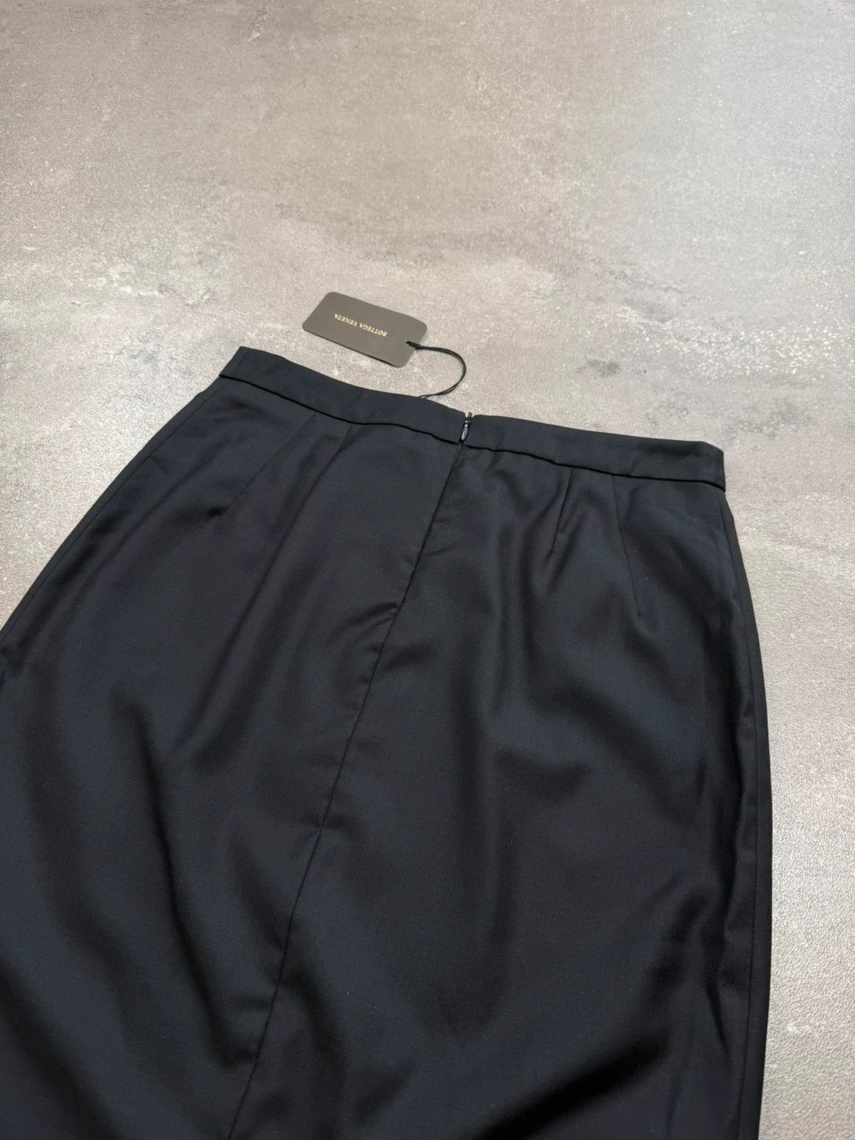 Bottega Veneta Bottega Veneta skirt NEW luxury old money street wear Size 30" / US 8 / IT 44 - 5 Thumbnail