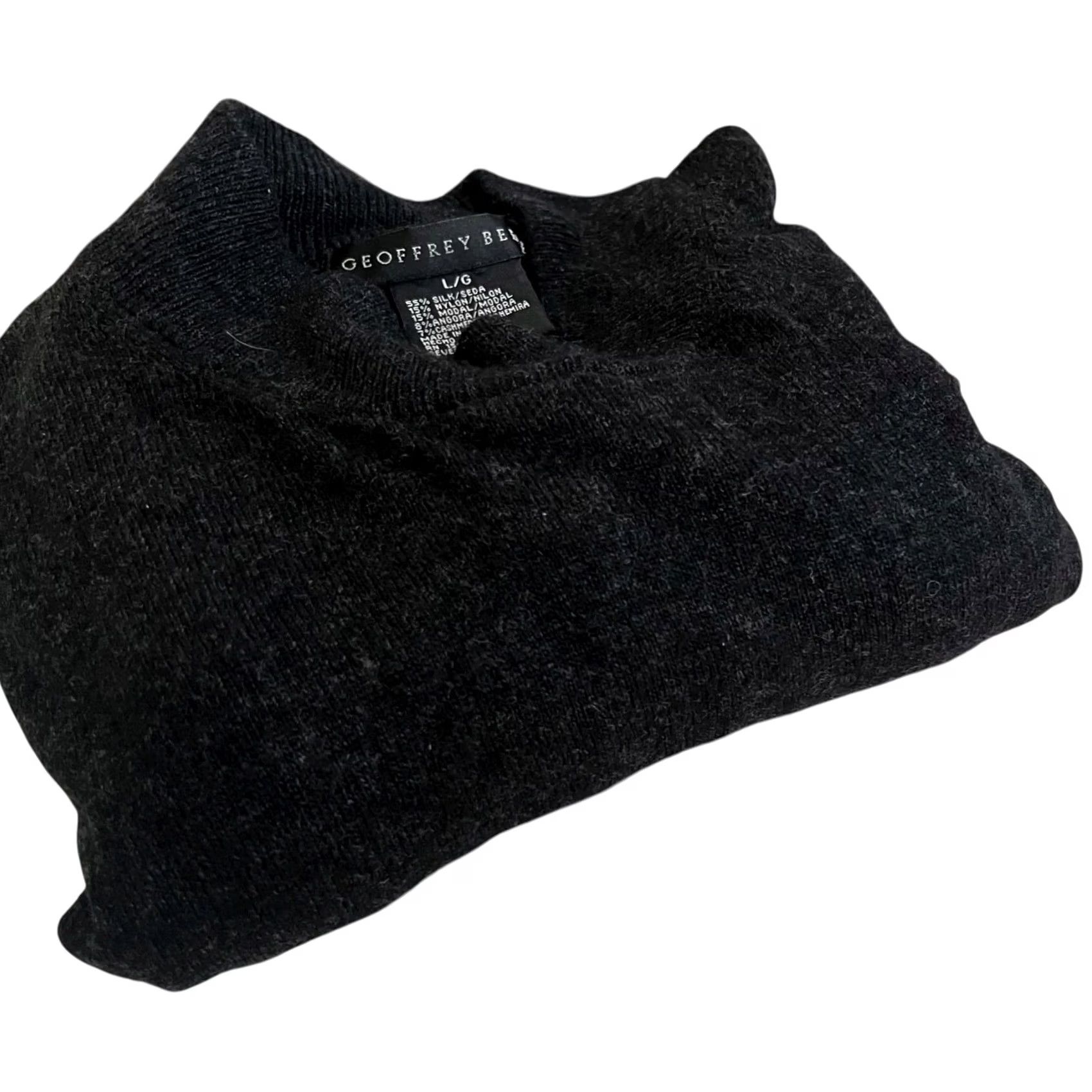 Geoffrey Beene Geoffrey Beene Dark Gray Sweater Crew Neck Pullover Knit Silk Blend Men Large Knit Silk Blend Pullover Crew Neck Geoffrey Beene Mens Large Gray Size US L / EU 52-54 / 3 - 3 Thumbnail