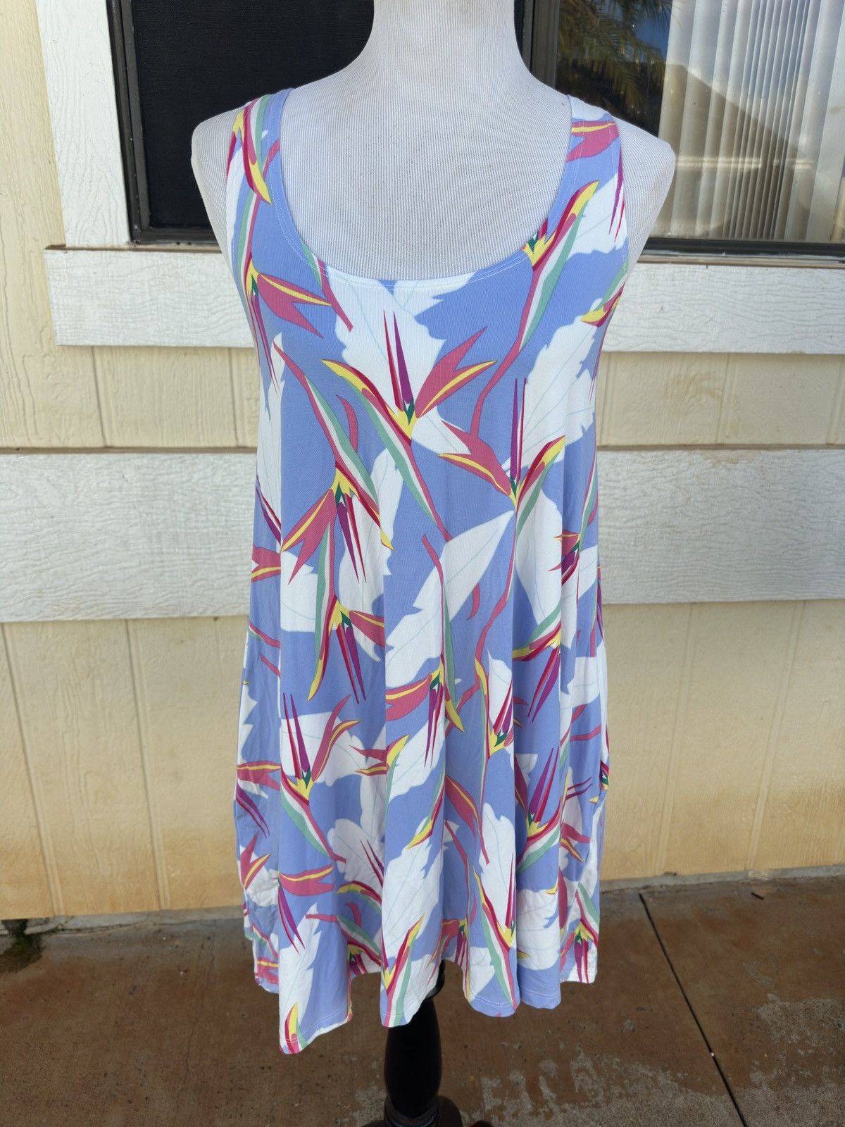 PreOwned Fighting Eel Multicolored Hawaiian Blouse Women's S