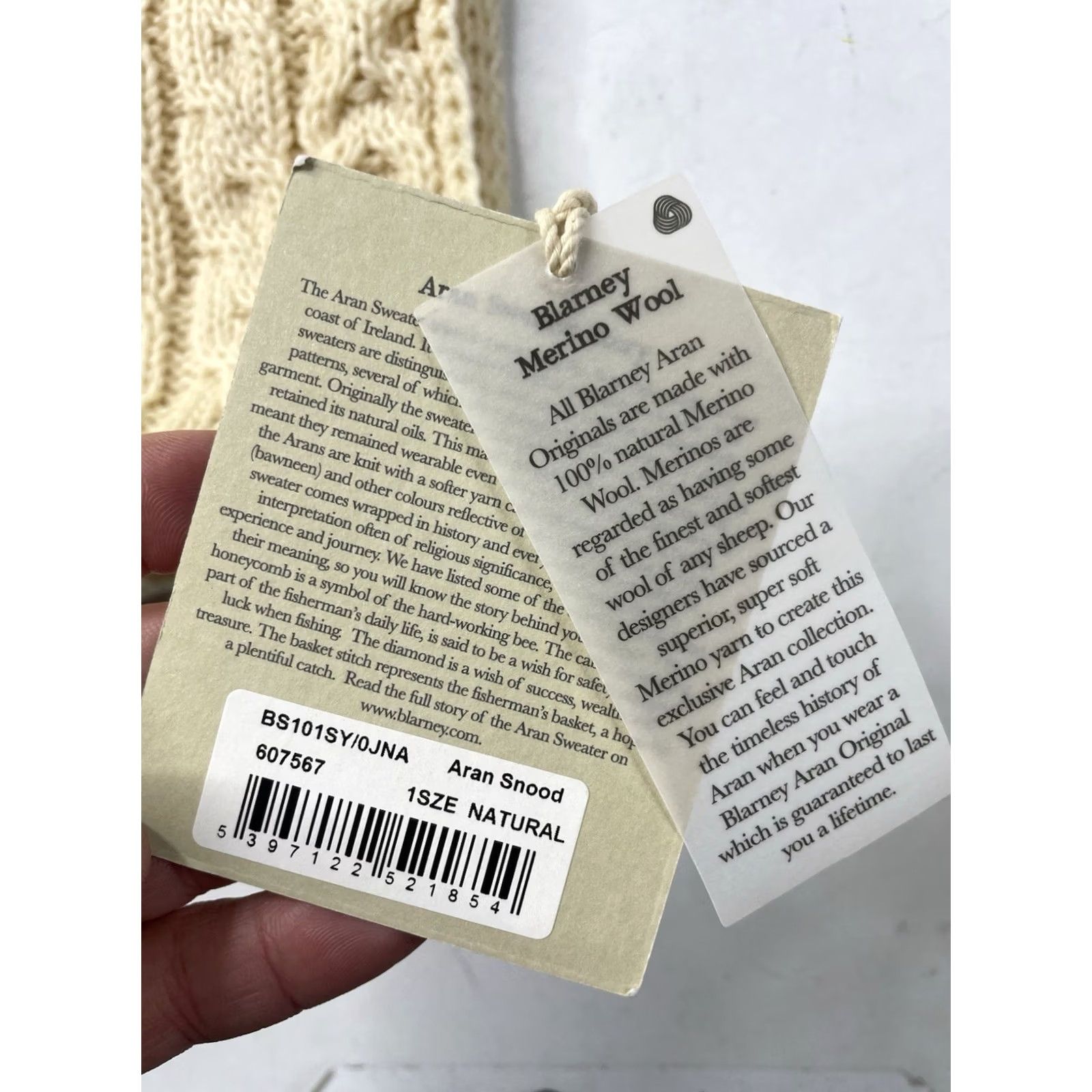 Vintage Blarney Wool Scarf Ivory Infinity Scarf 100% Merino Wool Made in Ireland Cable Knit Size ONE SIZE - 2 Thumbnail