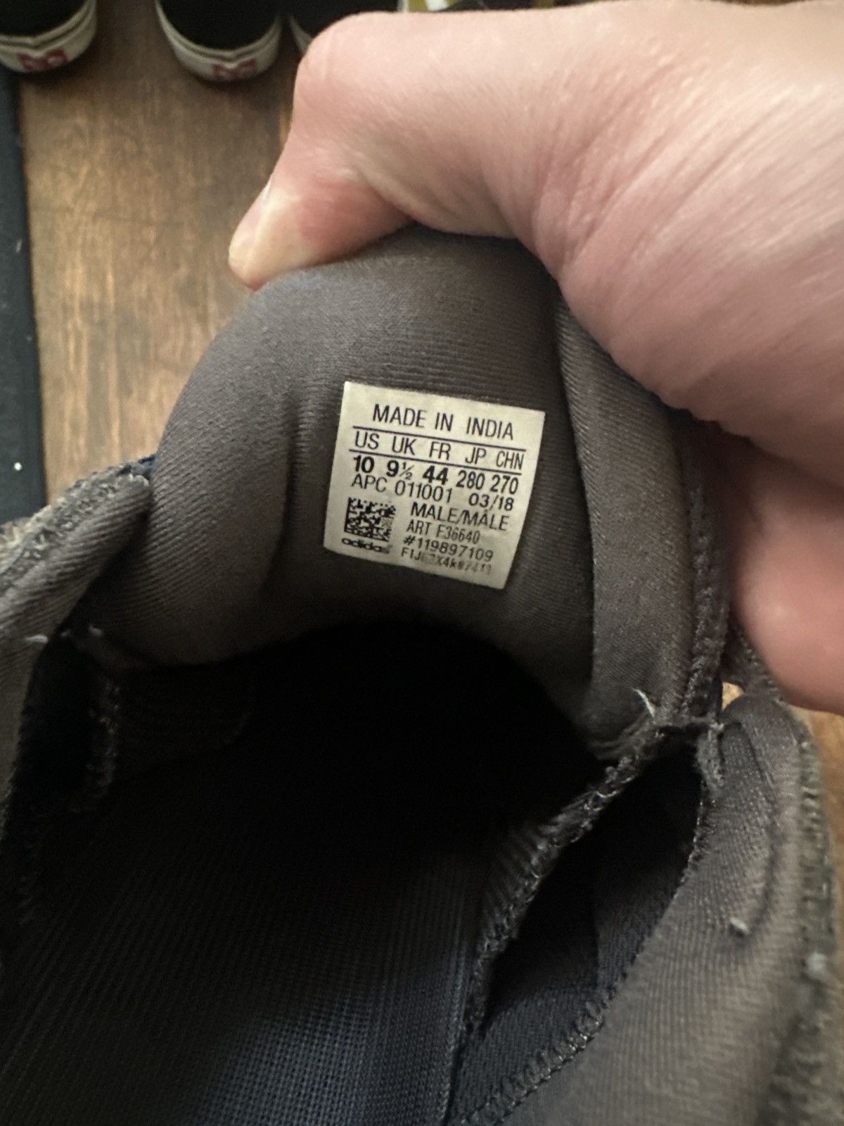 Yeezy Yeezy 509 Utility Black Size US 10 / EU 43 - 6 Thumbnail