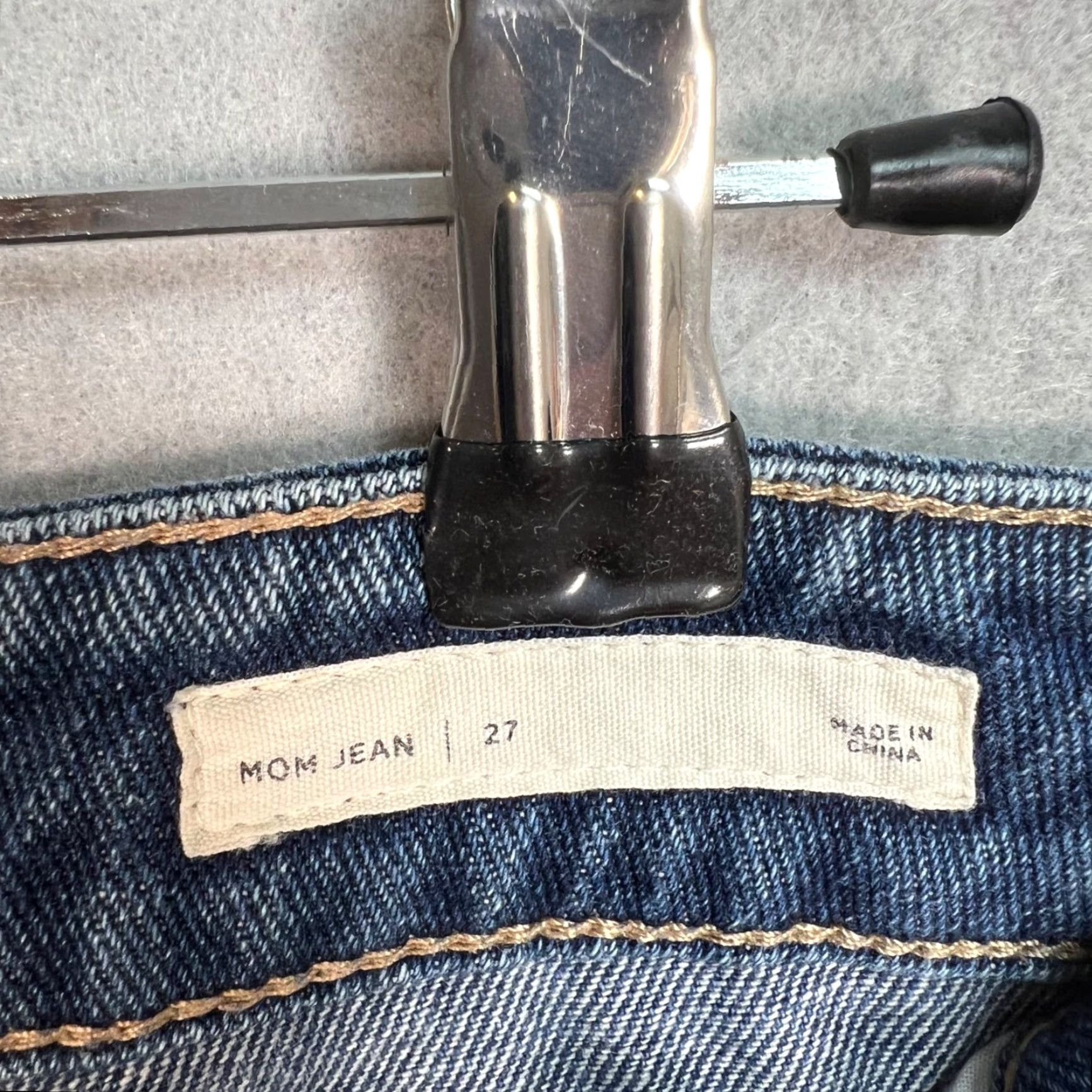 Pacsun VINTAGE PacSun Womens Blue Denim Mom Jeans Size 27 100% Cotton Jeans 27 Womens Blue Mom Rise High 100% Cotton PacSun Size 27" / US 4 / IT 40 - 4 Thumbnail