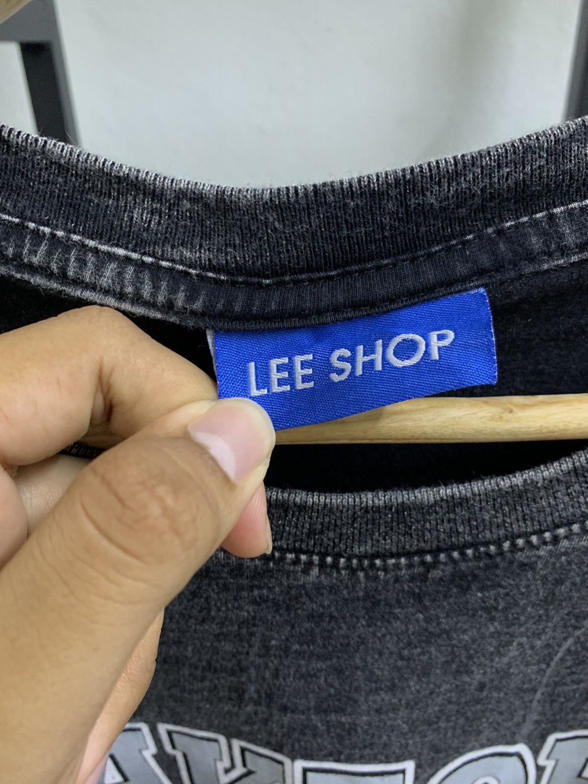 Japanese Brand “TAKE OFF” PHOTO TEE Size US XL / EU 56 / 4 - 5 Thumbnail