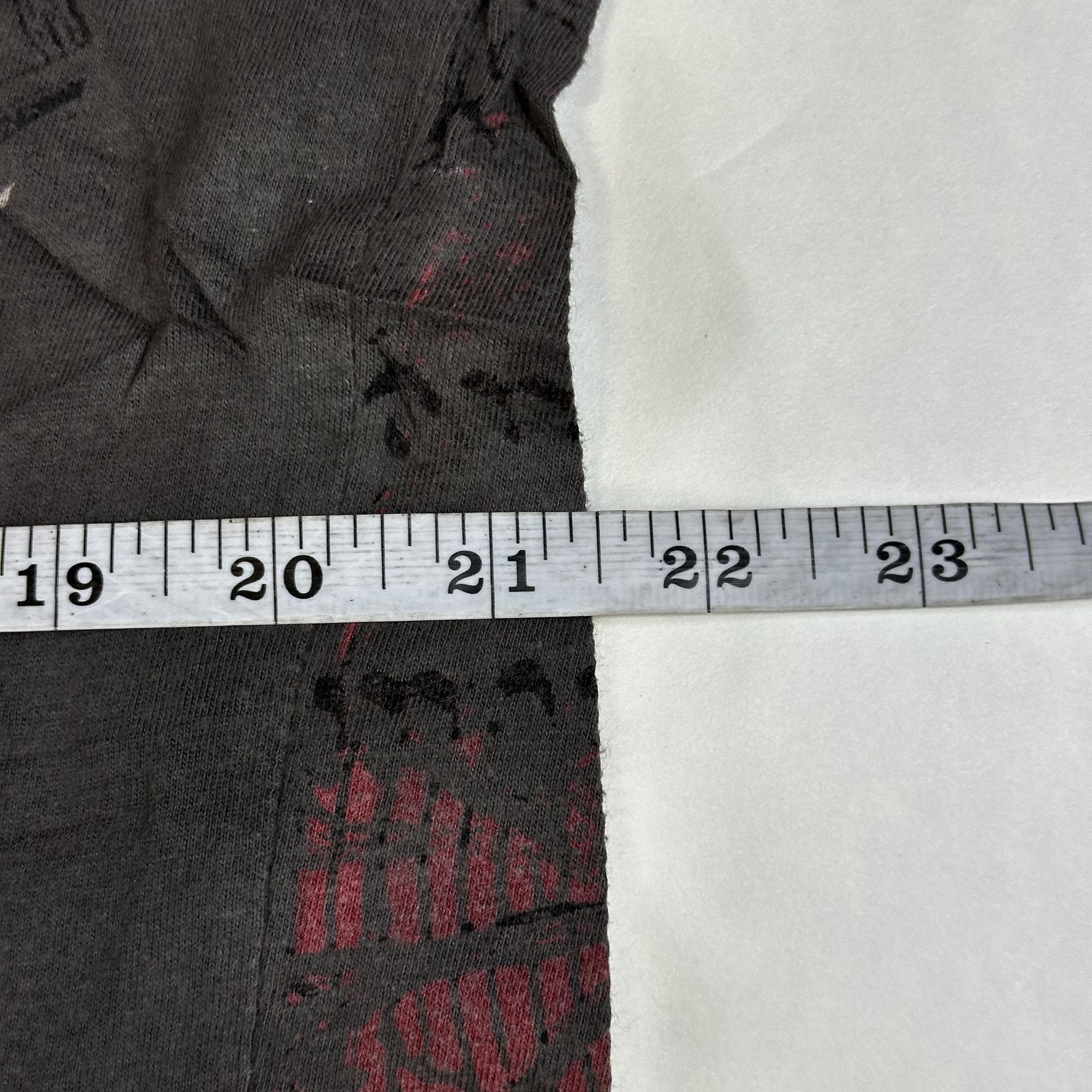 Vintage Mens L Premium Quality Black Graphic T-Shirt With Distressed Size US L / EU 52-54 / 3 - 4 Thumbnail