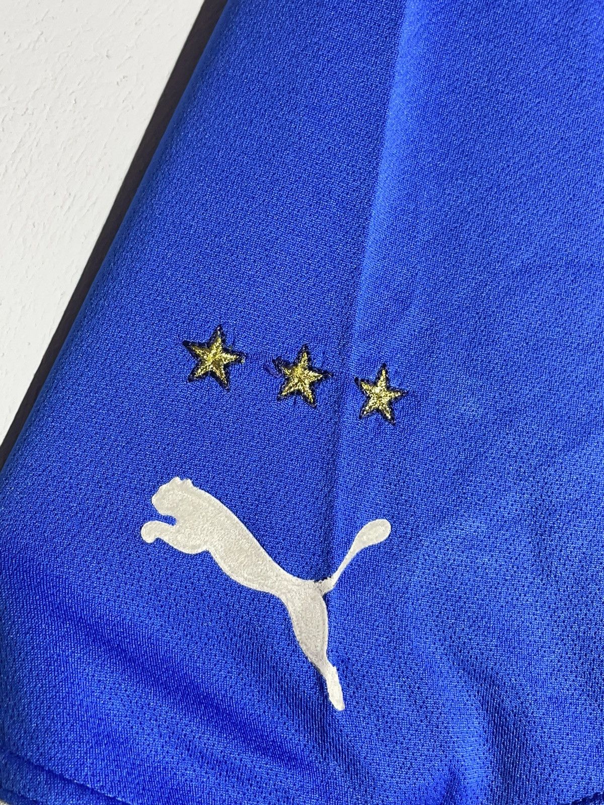 Puma × Vintage National Team Italy Puma 2003 Home Vintage Football Shirt Size US L / EU 52-54 / 3 - 5 Thumbnail