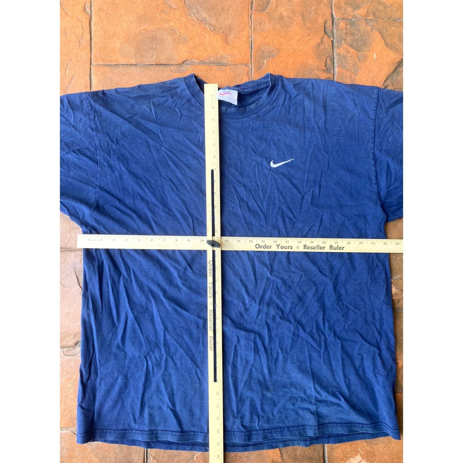 Nike VINTAGE Nike T Shirt 2XL Navy Embroidered Swoosh White Tag 90s Mens Shirt Size US XXL / EU 58 / 5 - 7 Thumbnail