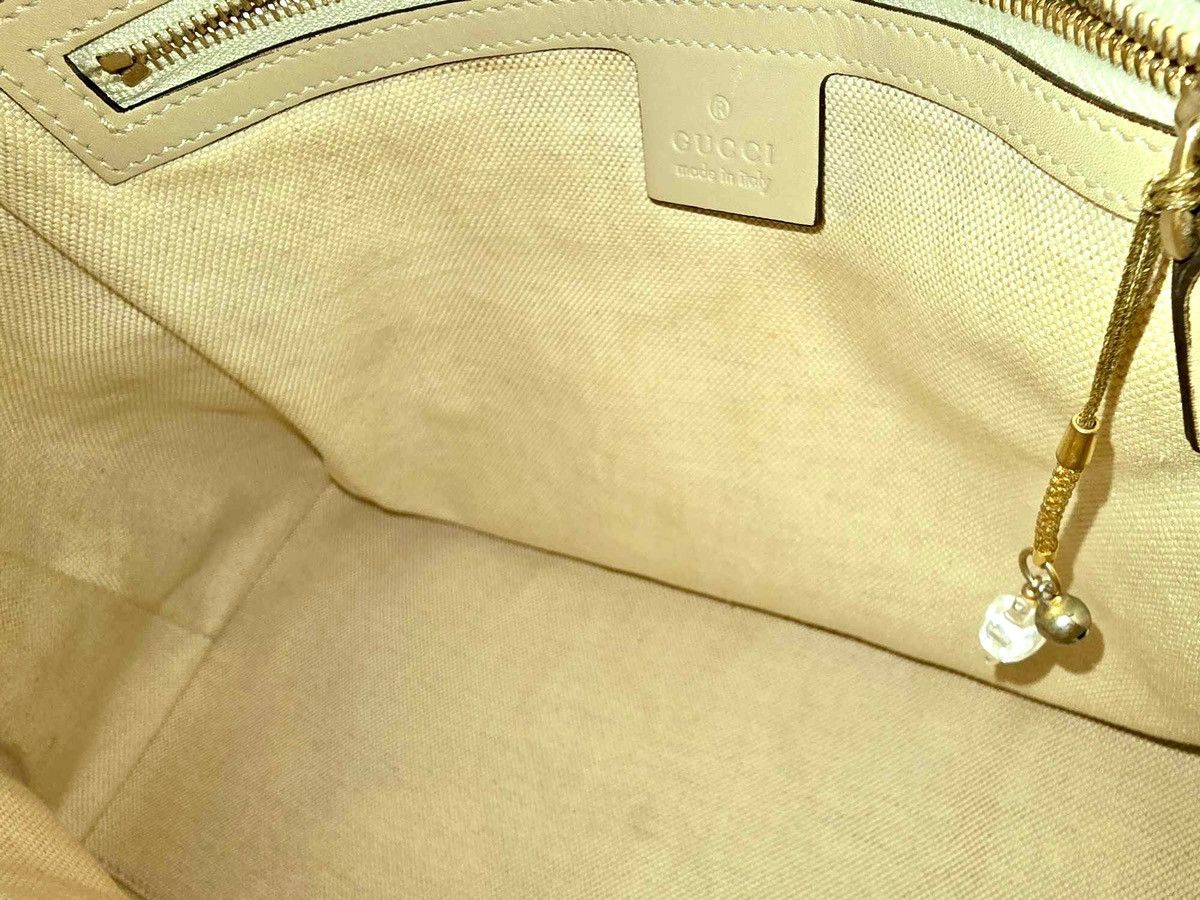 Gucci Gucci Handbag in very good condition. Size ONE SIZE - 14 Thumbnail