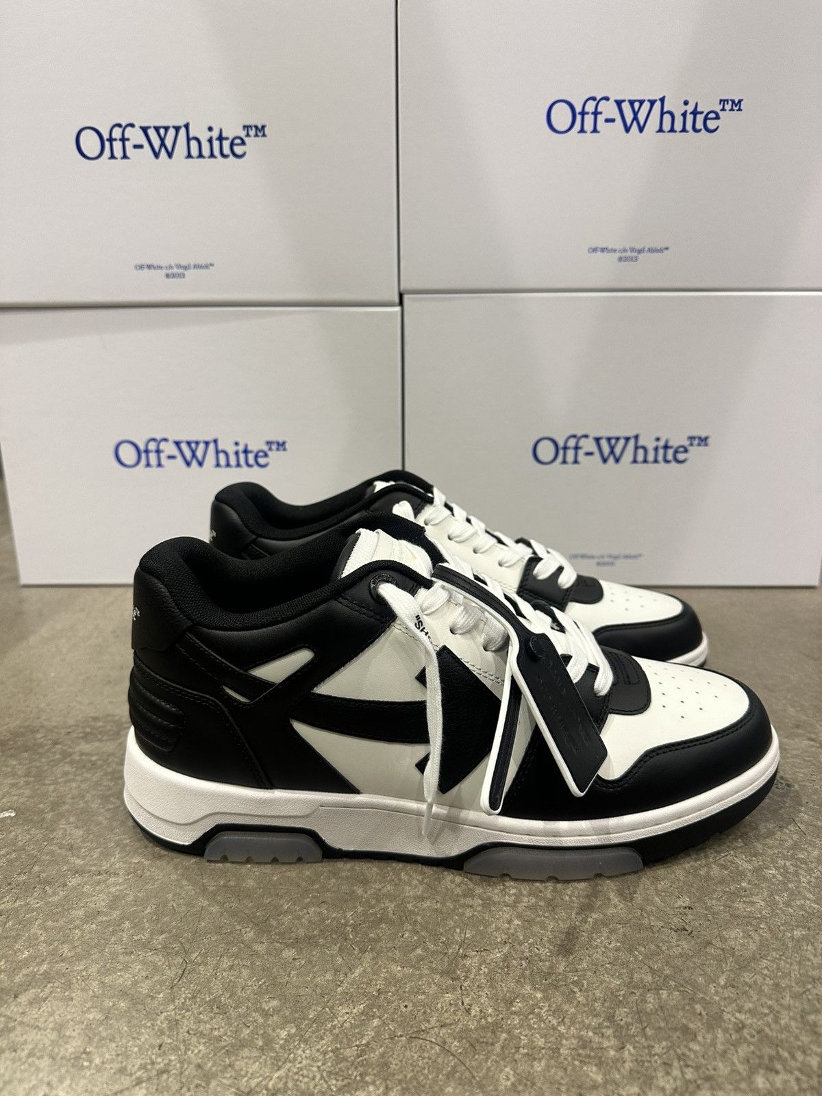 Off-White OFF-WHITE - Out of Office White Black Sneakers Size US 11 / EU 44 - 1 Thumbnail