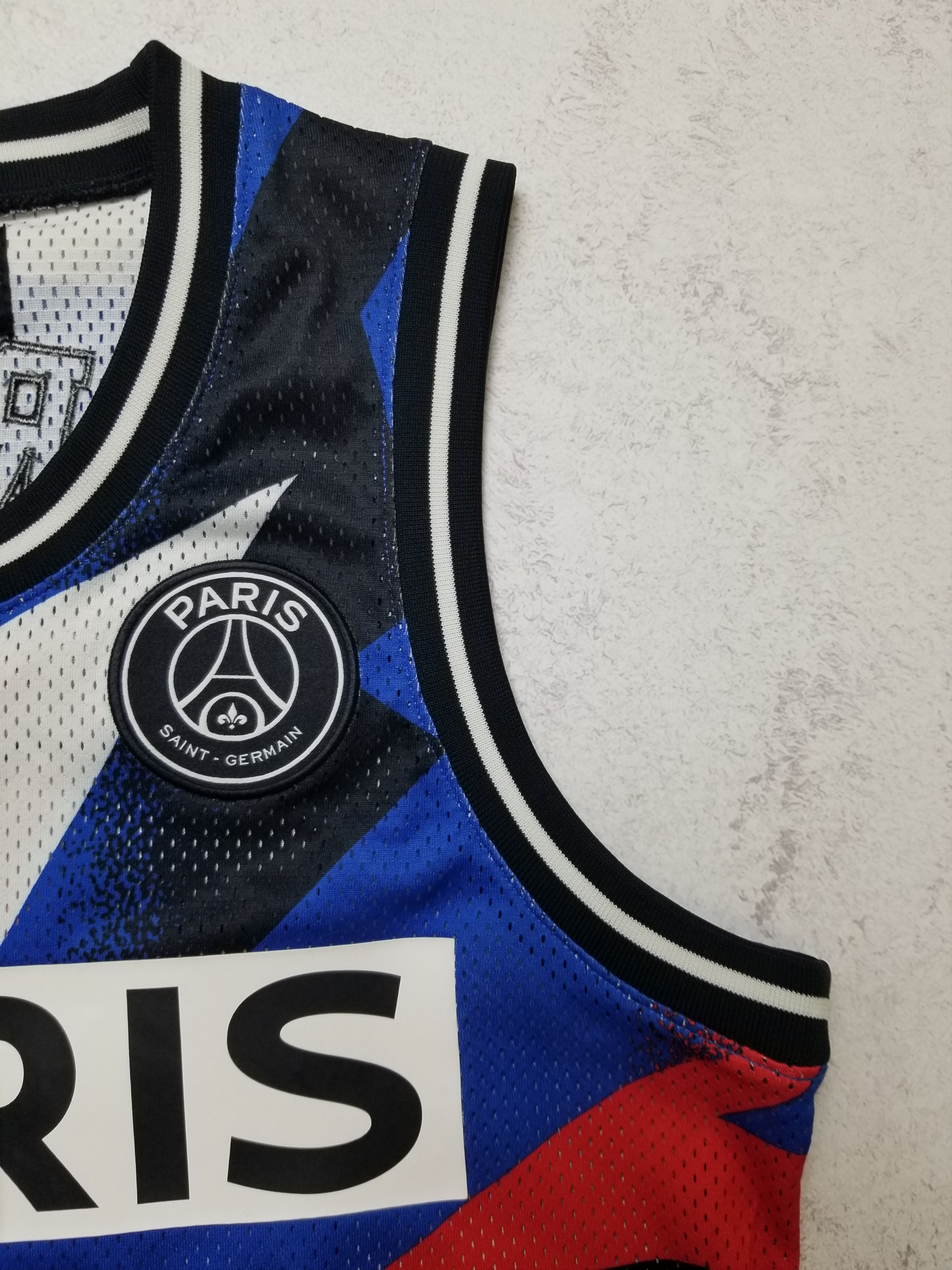 Nike NIKE AIR JORDAN PARIS SAINT GERMAIN PSG BASKETBALL JERSEY Size US S / EU 44-46 / 1 - 18 Thumbnail