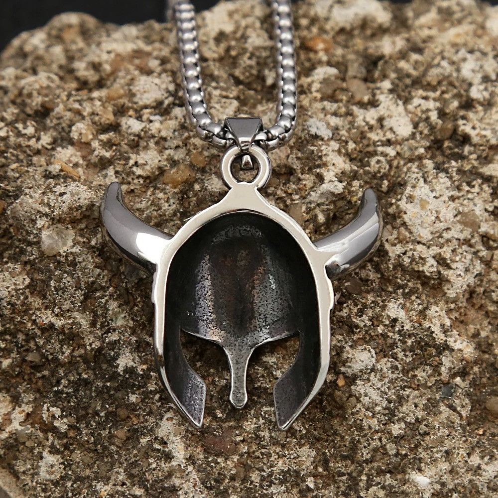 Vintage Vintage Helmet Mask Pendant Size ONE SIZE - 2 Thumbnail