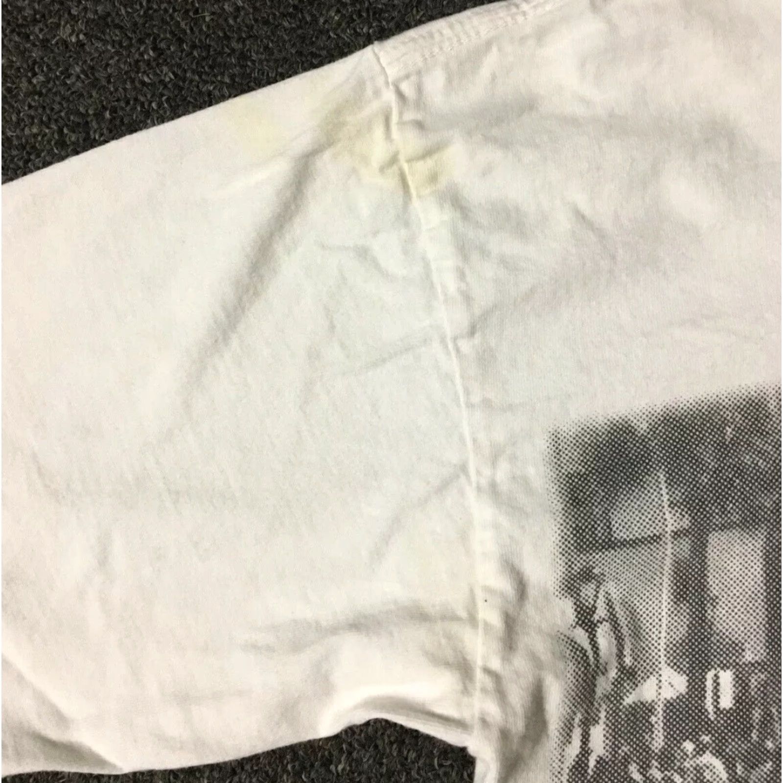Gloverall VINTAGE 90s I Survived Daytona Beach Bike Week Shirt S Florida Biker Grunge Harley Davidson Sturgis White Graphics Tee Mens Size US S / EU 44-46 / 1 - 5 Thumbnail