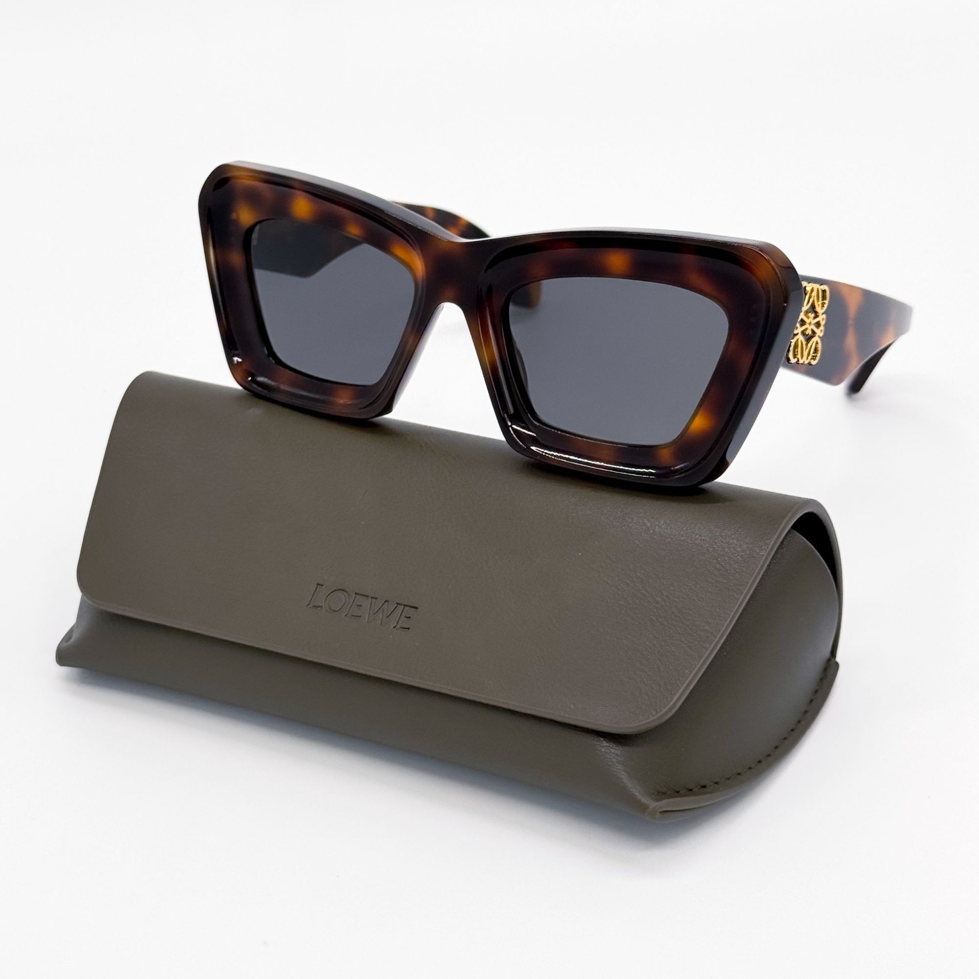 Loewe NEW LW40145I 52A, LOEWE HAVANA BWOWN CAT EYE WOMEN SUNGLASSE Size ONE SIZE - 1 Thumbnail