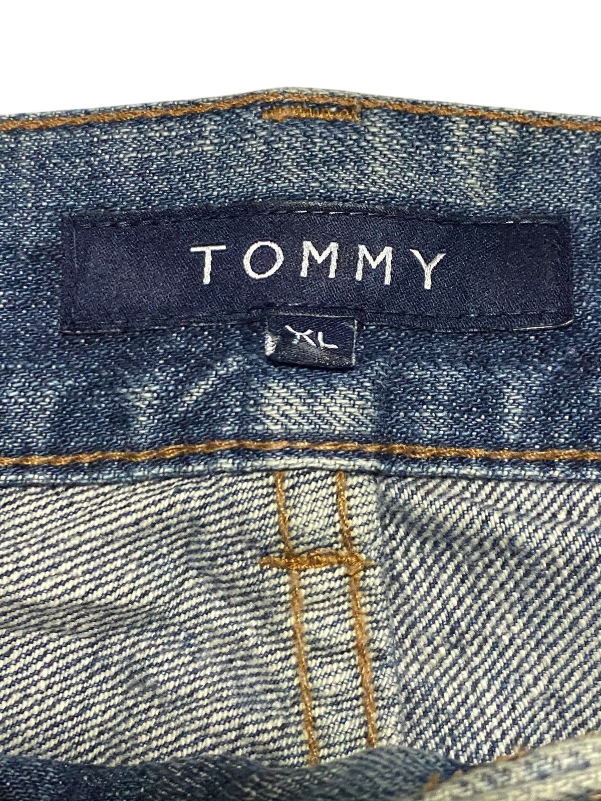 Tommy Hilfiger Vintage Tommy Hilfiger Denim Tears Distressed Loose Jeans Size US 36 / EU 52 - 10 Thumbnail