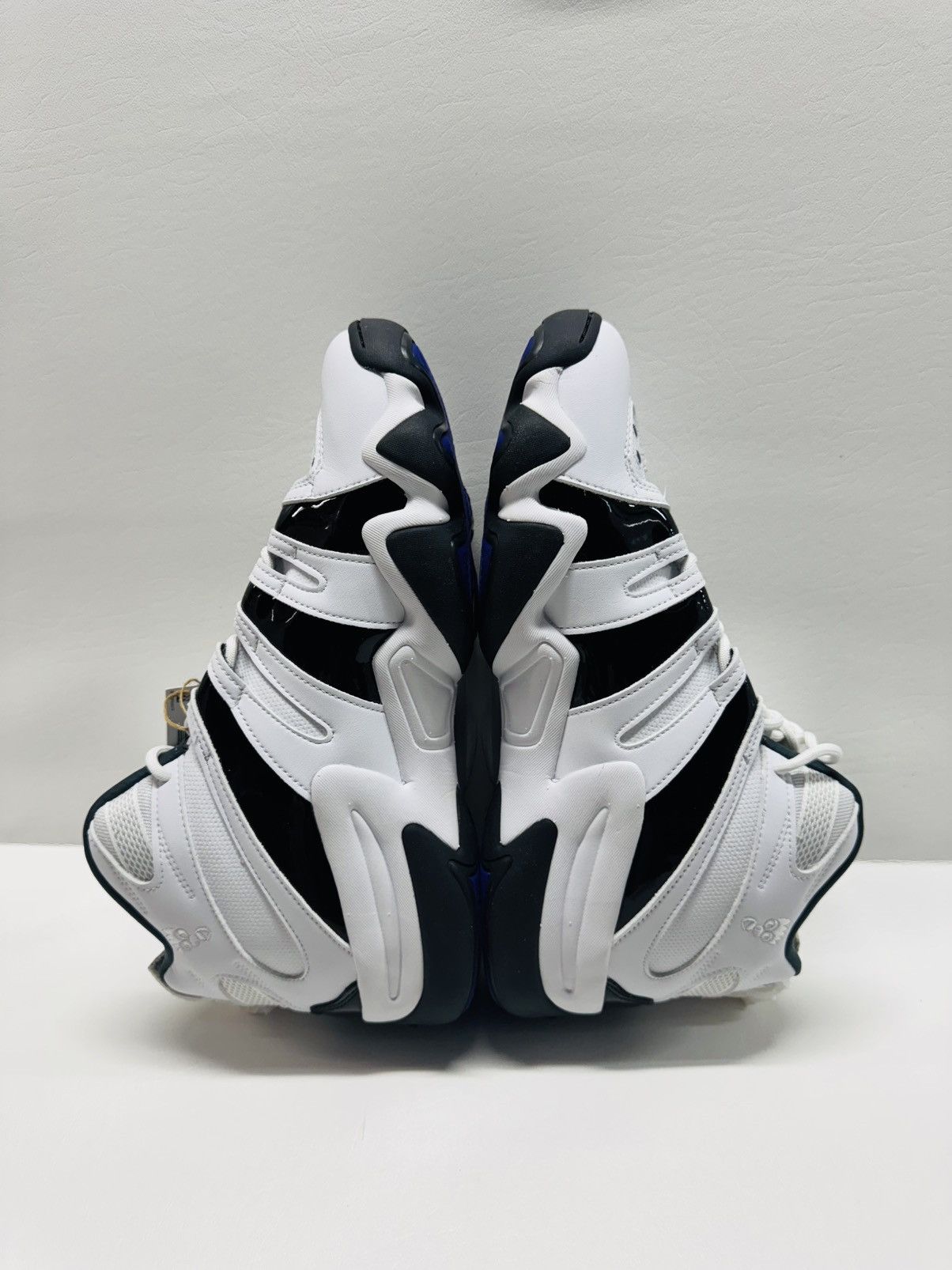 Adidas Adidas Original Crazy 8 White/Core Black Size US 11.5 / EU 44-45 - 3 Thumbnail