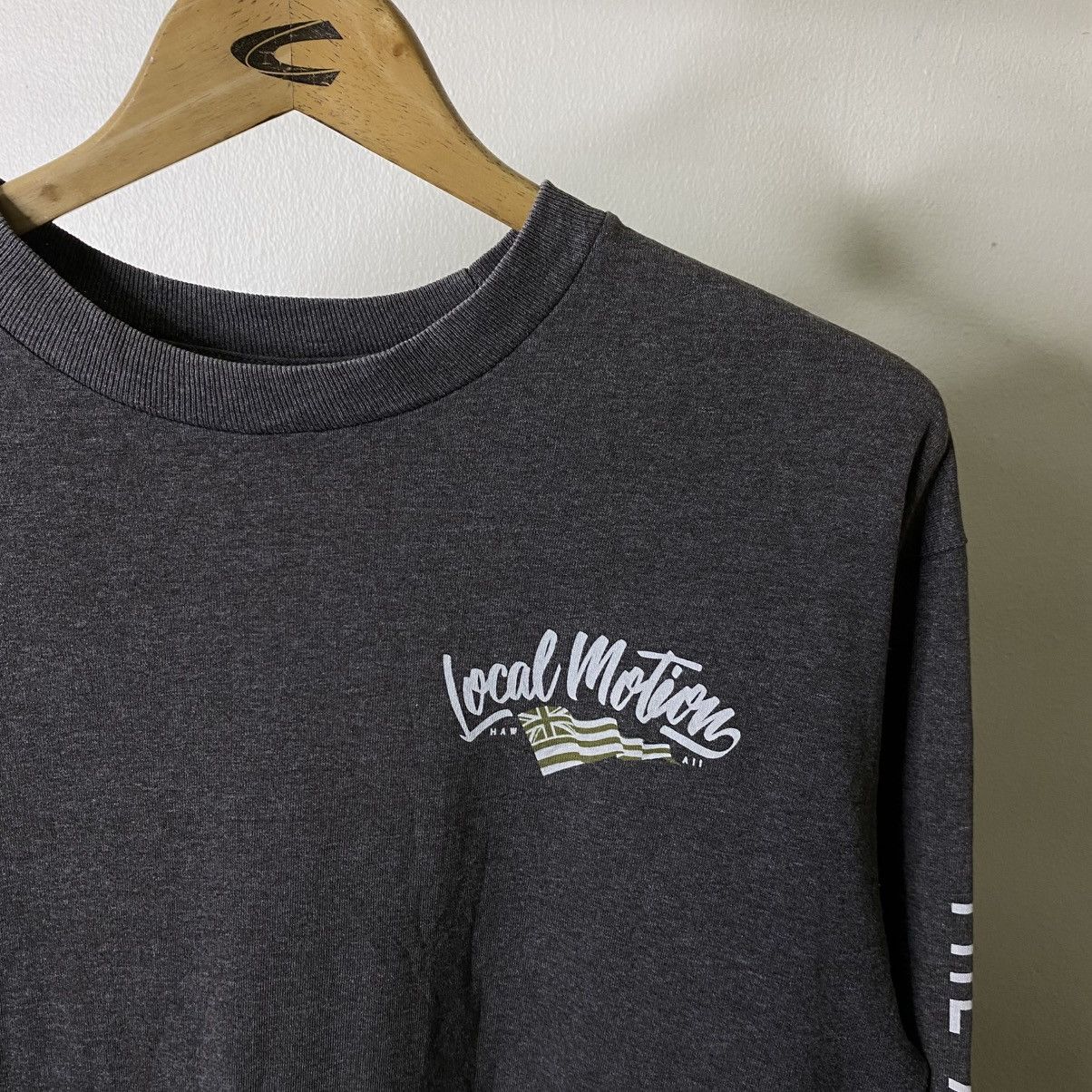 Vintage Y2K Local Motion Surf LS T Shirt Size US M / EU 48-50 / 2 - 5 Thumbnail