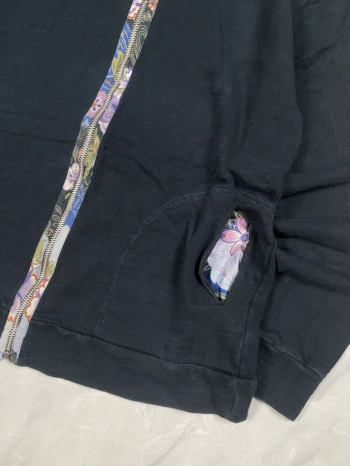 Takeo Kikuchi Vintage Takeo Kikuchi Floral Zip Up Sweater Jacket Size US M / EU 48-50 / 2 - 2 Thumbnail
