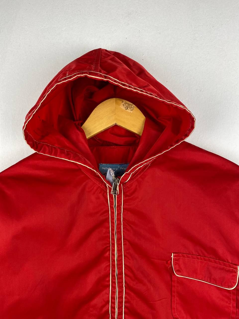 Champion vintage champion light jacket nice design Size US M / EU 48-50 / 2 - 2 Thumbnail