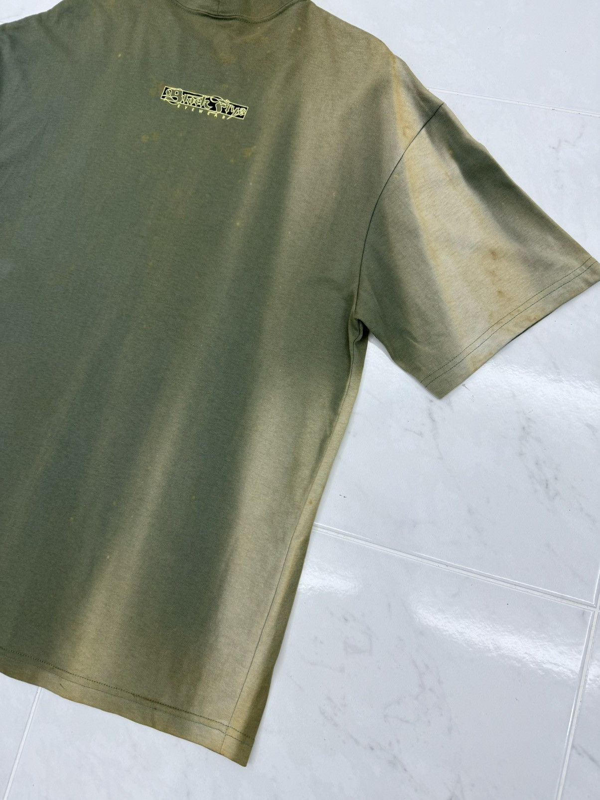 Shorty's Skateboards Vintage RARE 90s BLACK FLYS "Elvis Fly" Elvis Presley Tee Size US L / EU 52-54 / 3 - 11 Thumbnail