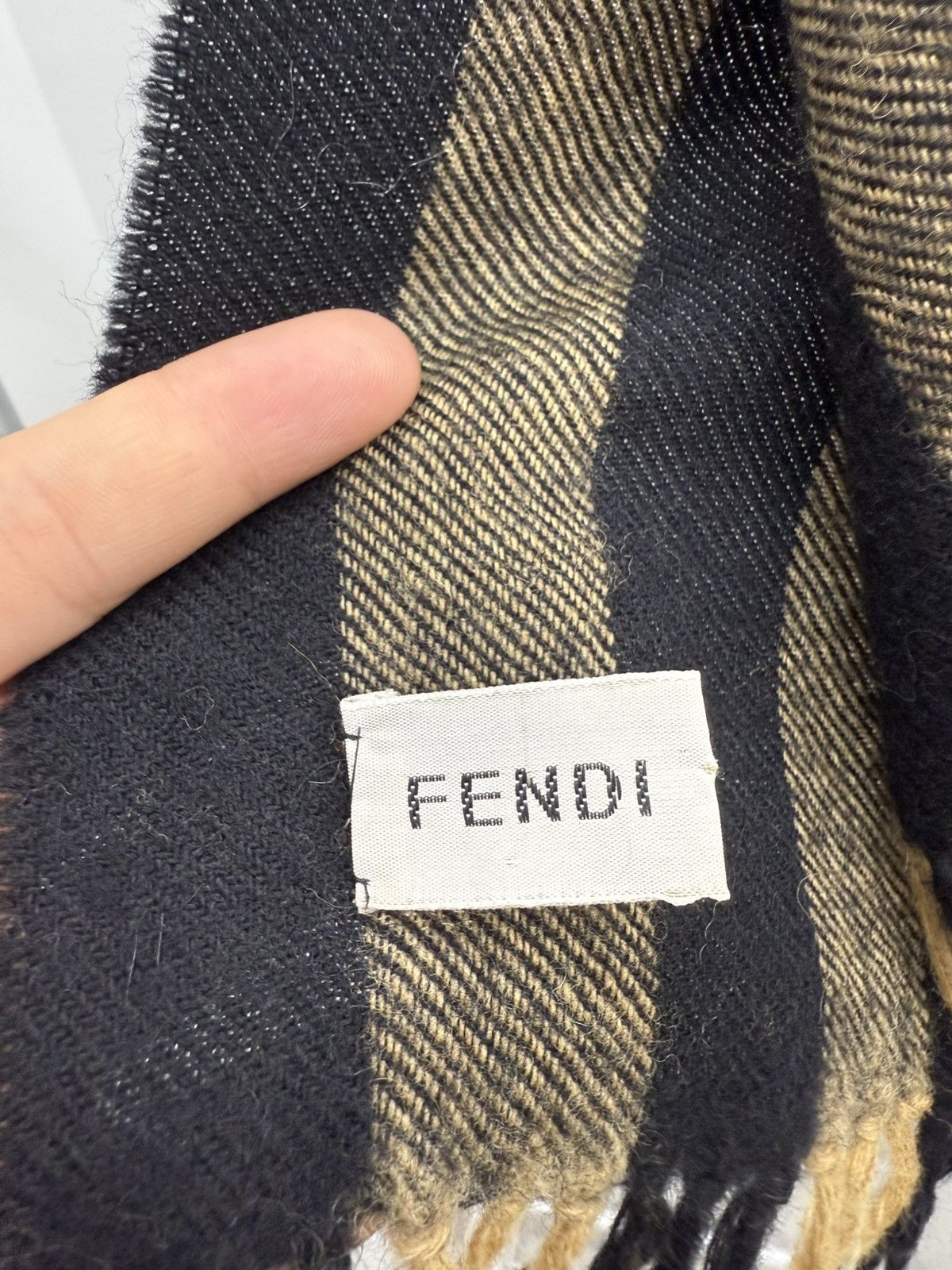 Fendi Vintage Fendi Luxury Wool Alpaca Scarf Size ONE SIZE - 3 Thumbnail