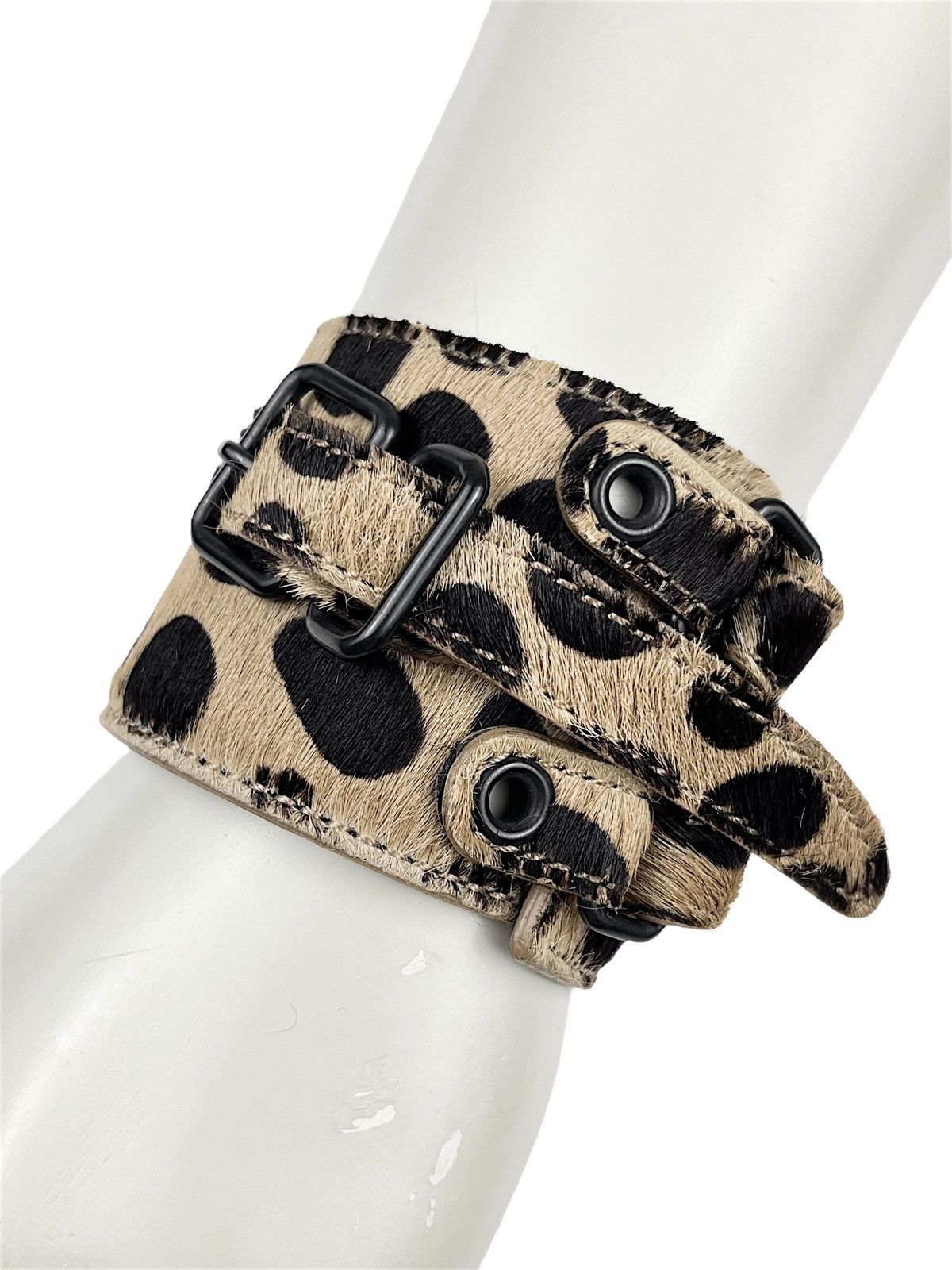 Pre-owned Jun Takahashi X Undercover Ss13 Undercover Leopard Cheetah Hair Wrapped Buckle Bracelet In Brown