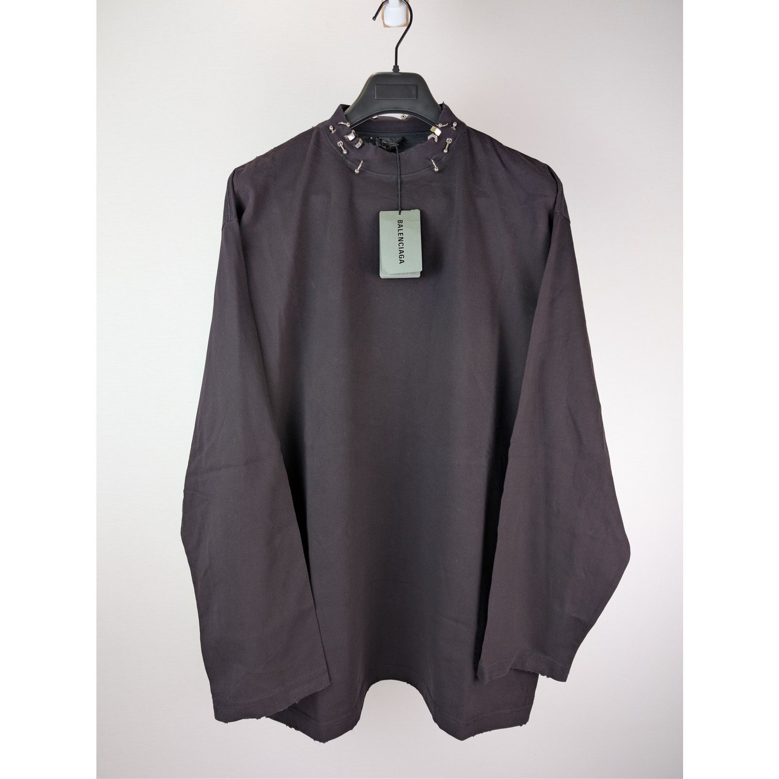 Balenciaga o1rshd1 Pierced Oversized Long Sleeve Jersey T-Shirt Black Size US S / EU 44-46 / 1 - 2 Thumbnail