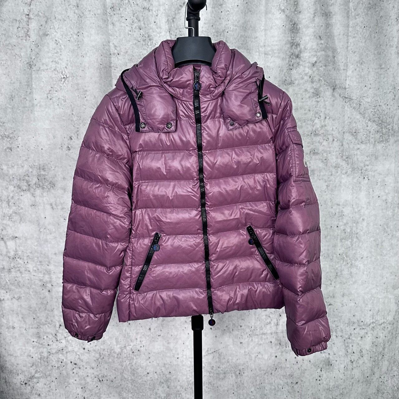 Moncler Moncler Down Down Jacket XS Women Size XS / US 0-2 / IT 36-38 - 1 Thumbnail
