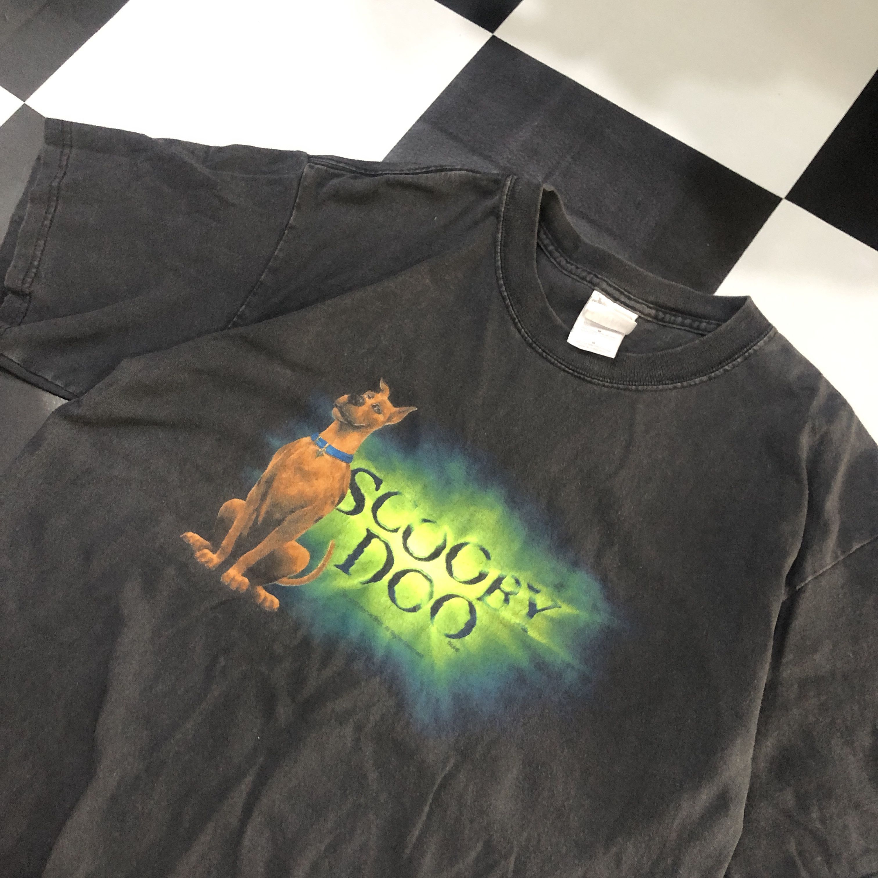 Gildan Thsirt scobydoo vintage 2000 Size US M / EU 48-50 / 2 - 2 Thumbnail