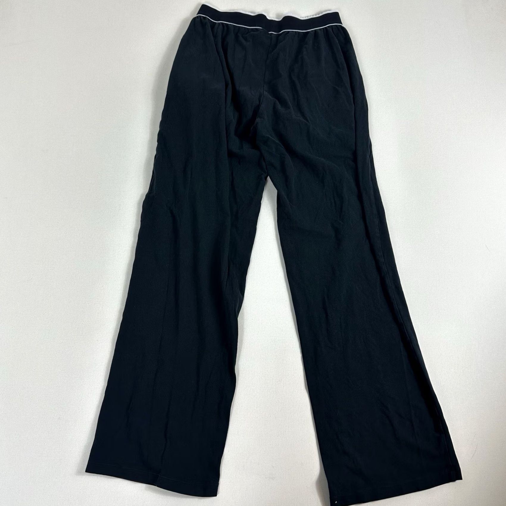 Lacoste Lacoste Pajama Pants Men Sleepwear Black White Two-Tone Waistband Pockets Sweatpants Cotton Blend Jersey Two-Color Elastic Waist Size S Size US 29 - 2 Thumbnail