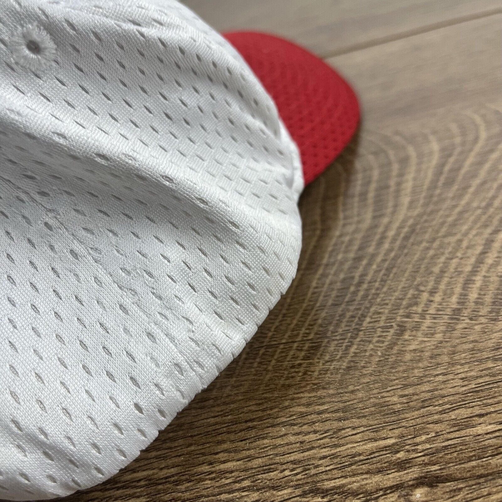 Other Alabama Crimson Tide Hat Adjustable Hat White Adjustable Hat Size ONE SIZE - 11 Thumbnail