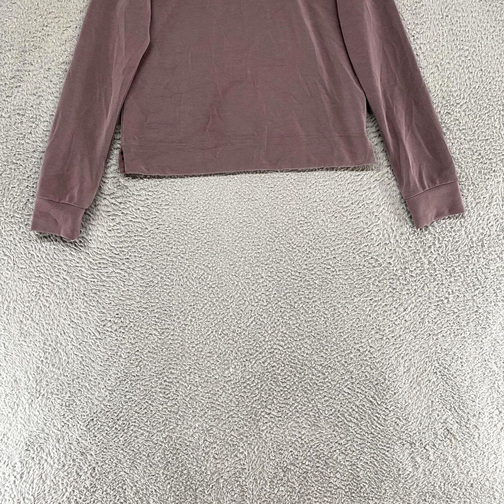 Athleta Athleta Sweatshirt Womens XS Seasoft Stretch Crewneck Top Relaxed Shirt Purple Solid Yoga Gym Run 90s? Size XS / US 0-2 / IT 36-38 - 2 Thumbnail