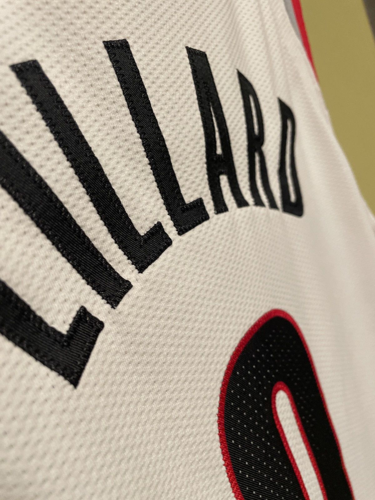 Nike Nike NBA Portland Damian Lillard Authentic Jersey Size US L / EU 52-54 / 3 - 3 Thumbnail