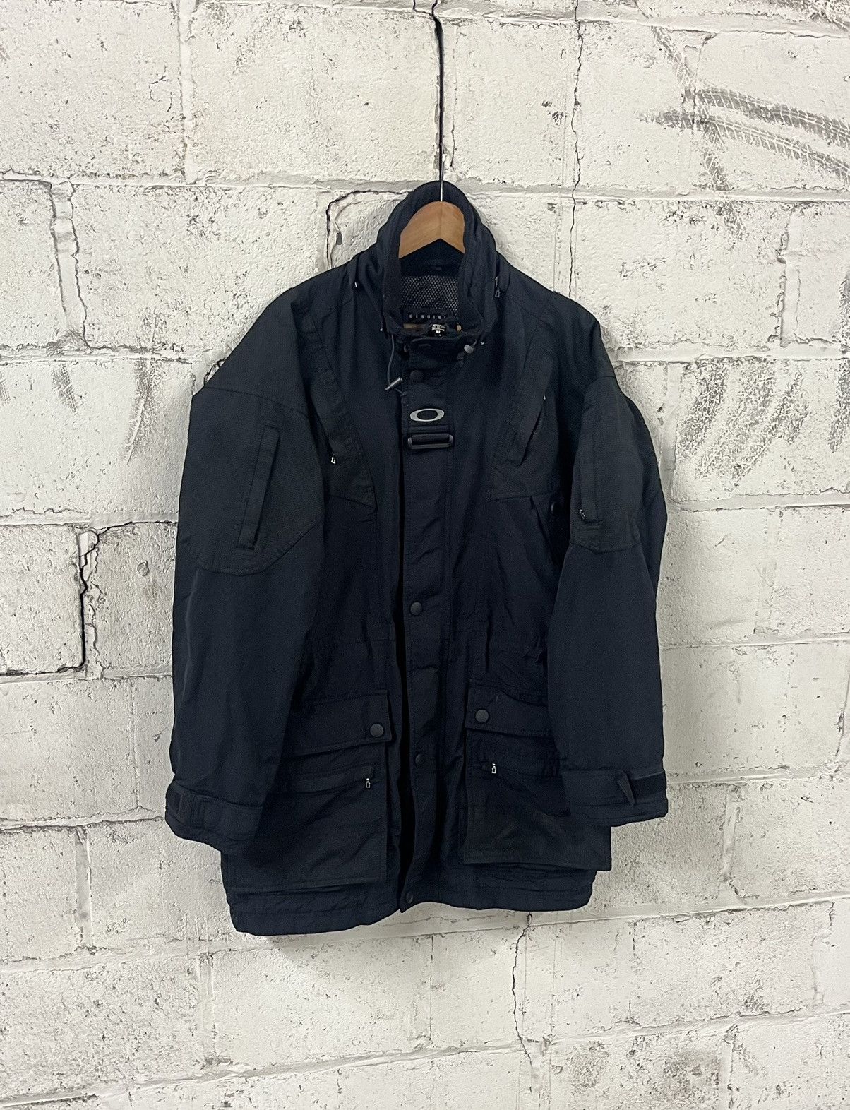 Oakley Oakley software rare 90s gorpcore utility jacket hype Size US L / EU 52-54 / 3 - 2 Thumbnail