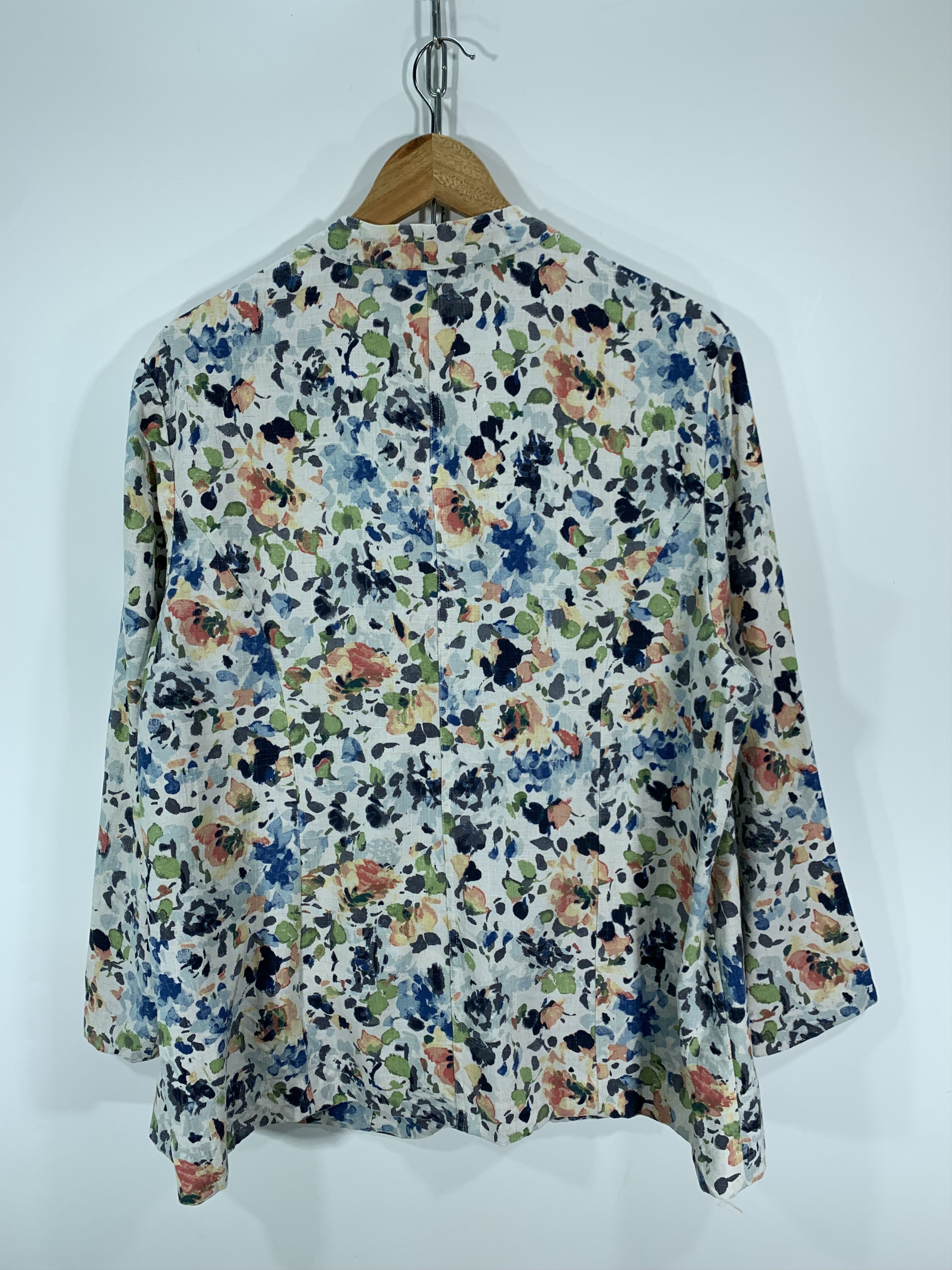 Designer × Vintage Vintage Saghabor Woman Floral Cardigan Linen Size US M / EU 48-50 / 2 - 7 Thumbnail