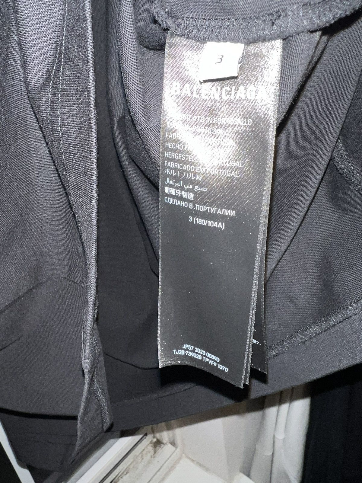 Balenciaga Balenciaga Reverse Lettering Logo T Shirt Large/Oversized Size US L / EU 52-54 / 3 - 4 Thumbnail