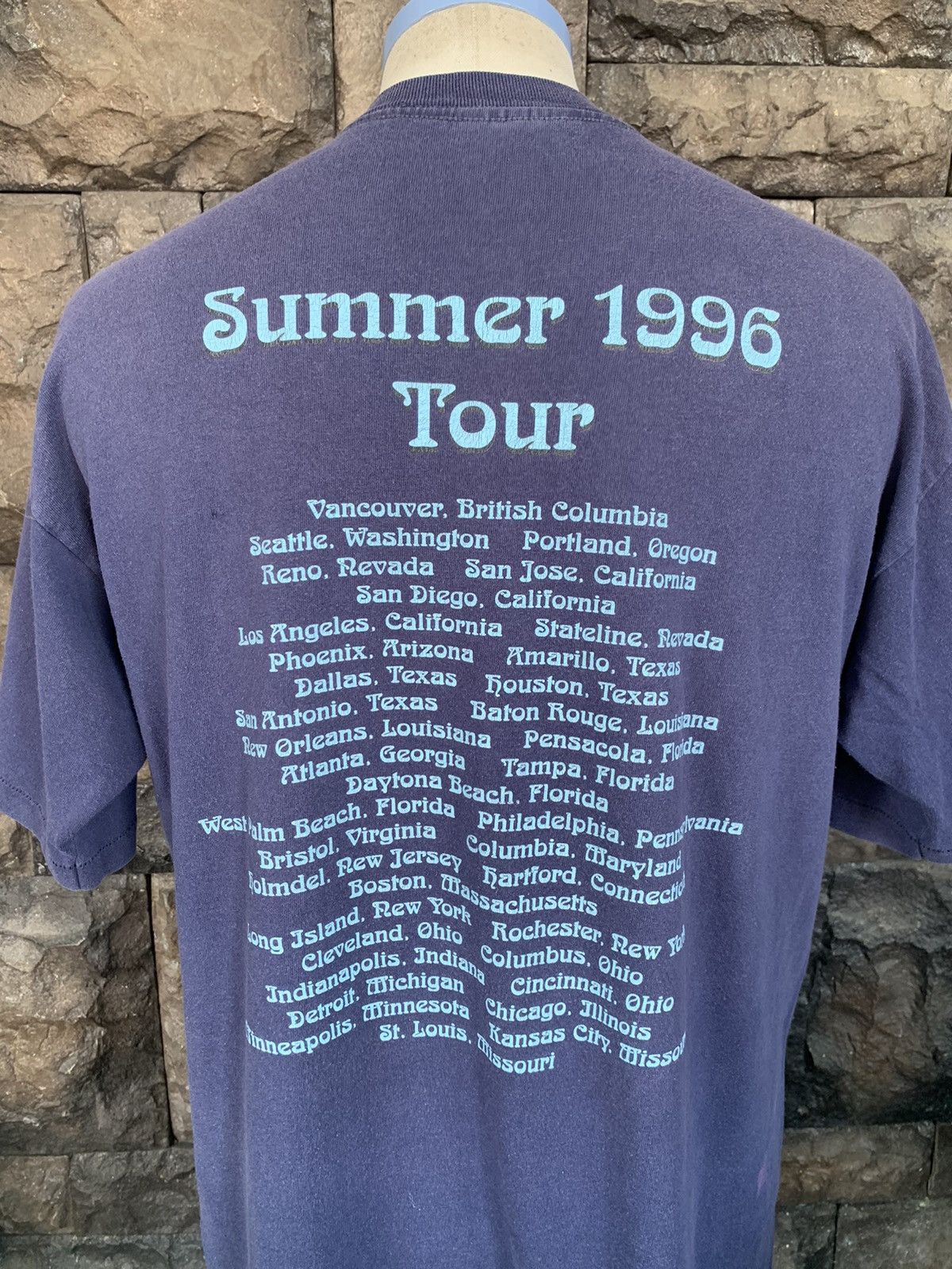 Band Tees × Vintage Vintage 90s The Moody Blues Tour English Rock Band T shirt Size US L / EU 52-54 / 3 - 8 Thumbnail