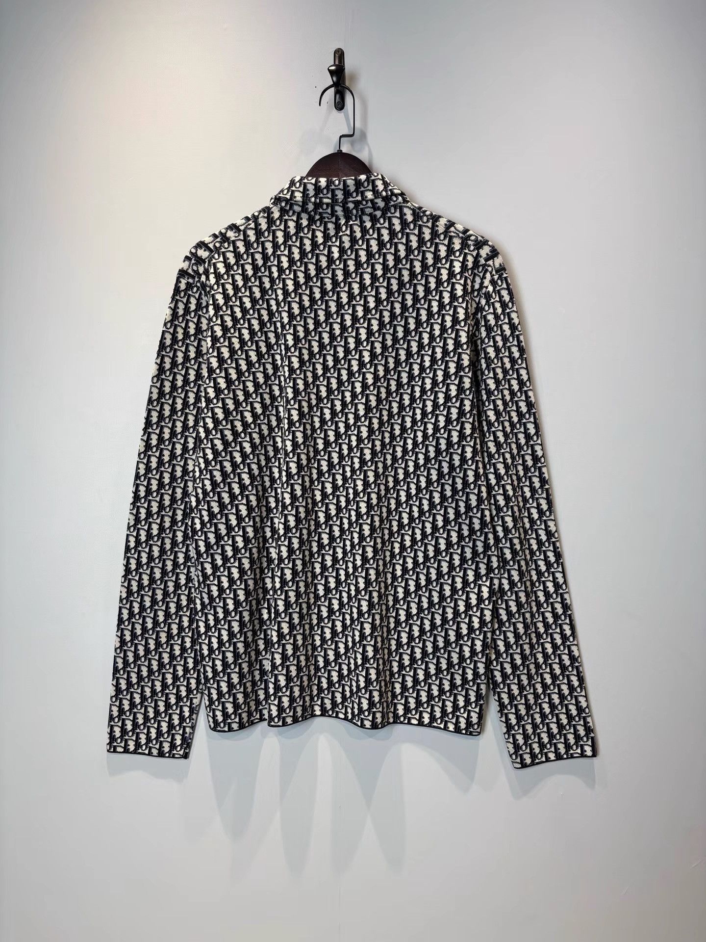 Dior Dior Black & White Monogram Knit Long Sleeve Shirt K36 Size US L / EU 52-54 / 3 - 2 Thumbnail