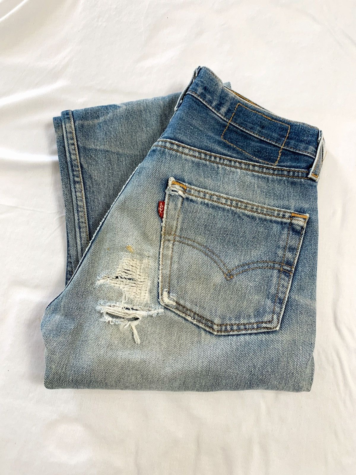 Levi's Vintage Clothing 90s levis 501 vintage blue jeans distressed style Size US 29 - 14 Thumbnail