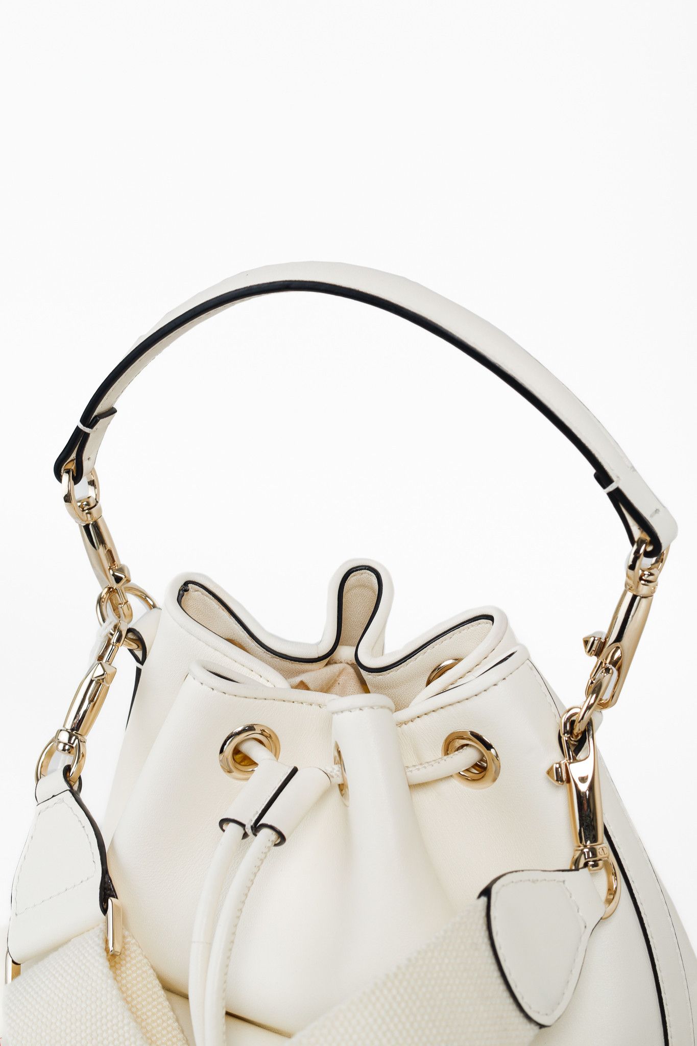 Valentino Valentino Garavani Ivory Off-White Loco Calfskin Bucket Bag Size ONE SIZE - 10 Thumbnail