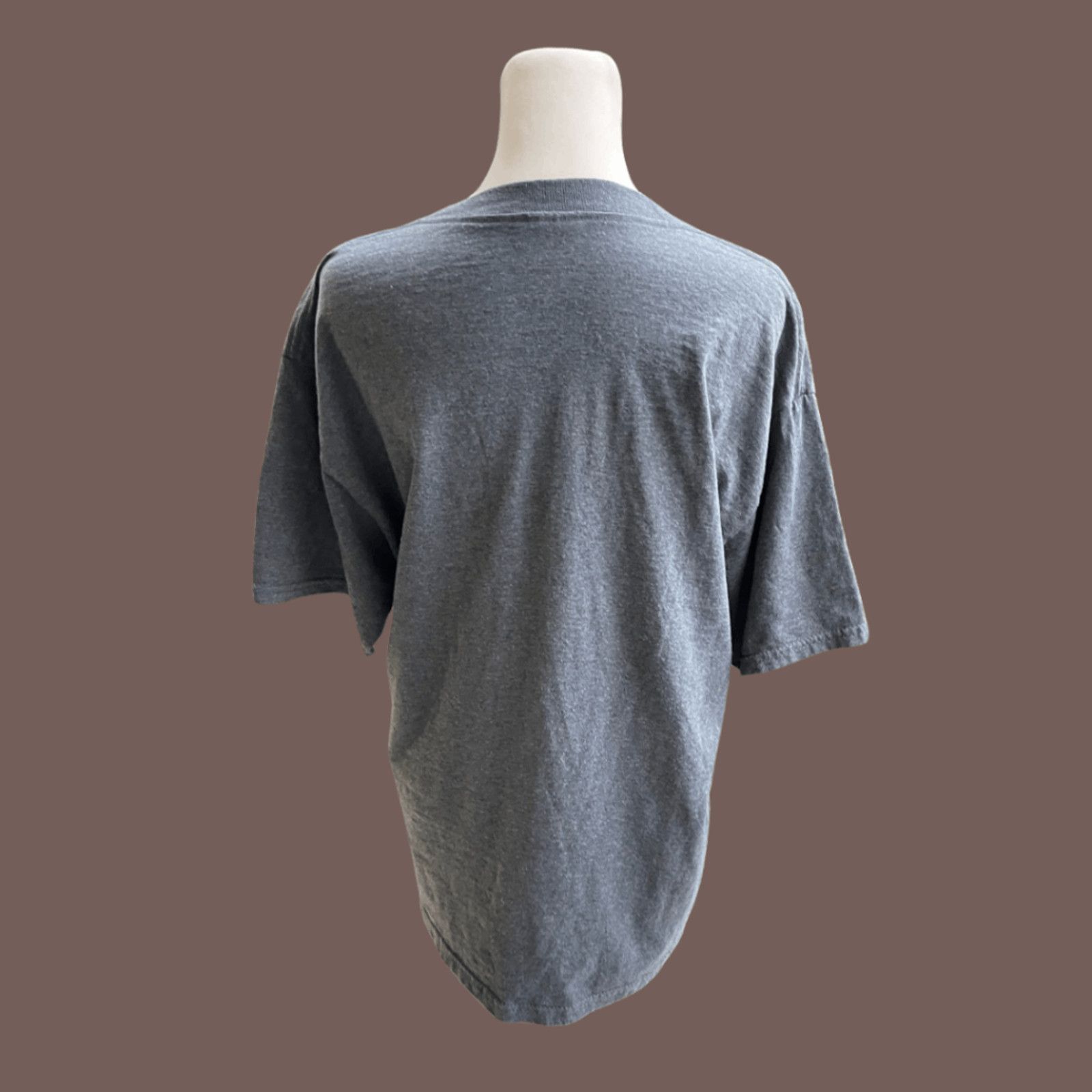 Gildan VTG Quebec Tee | Gildan Gray Embroidered | 2000s Touristwear Size US M / EU 48-50 / 2 - 3 Thumbnail