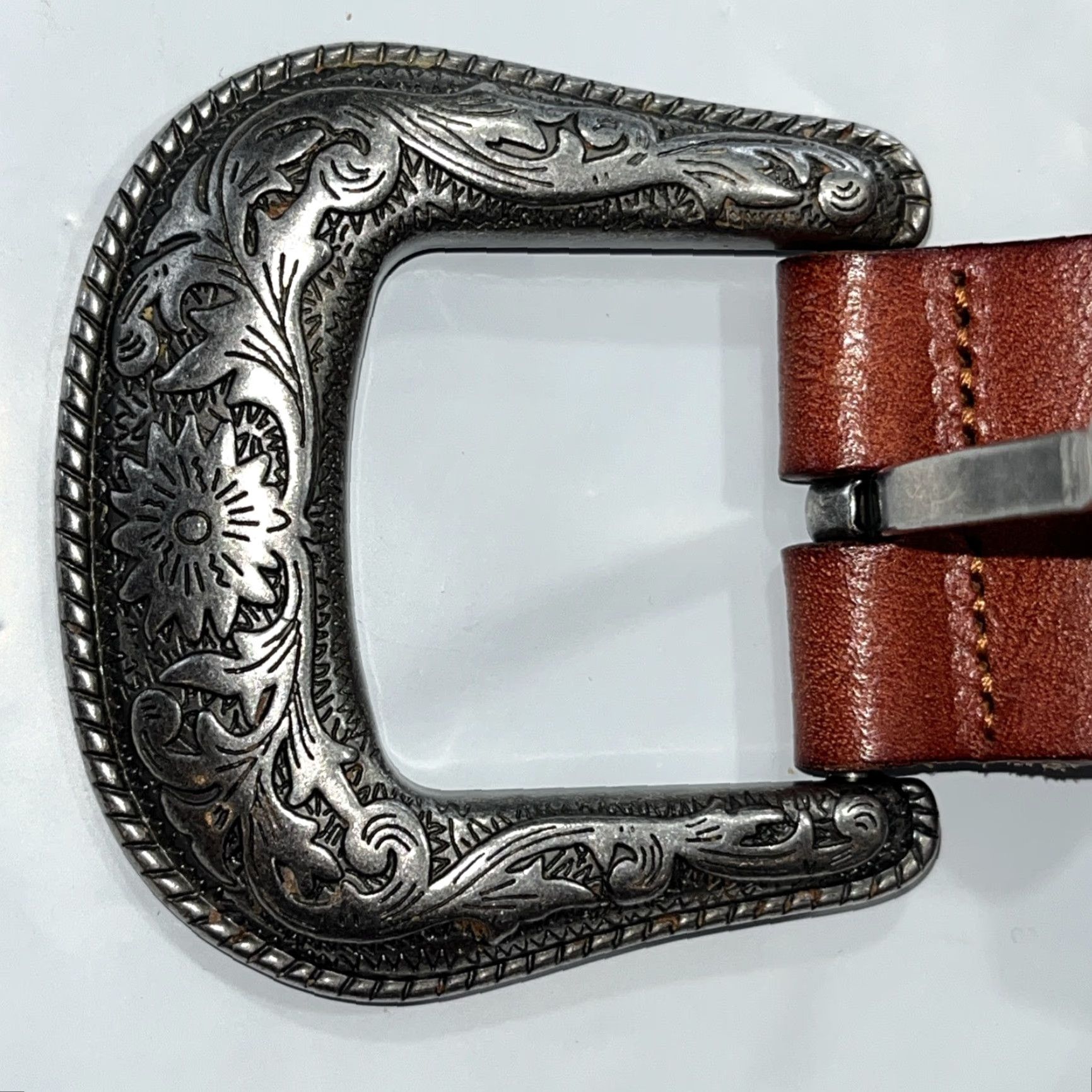 Vintage VINTAGE Western 3D Embossed LEATHER BELT 35-40” Silver Buckle Unisex Adults Brown 1.5” Leather Belt Buckle Western 50/120 Genuine Leather Handmade Size ONE SIZE - 5 Thumbnail