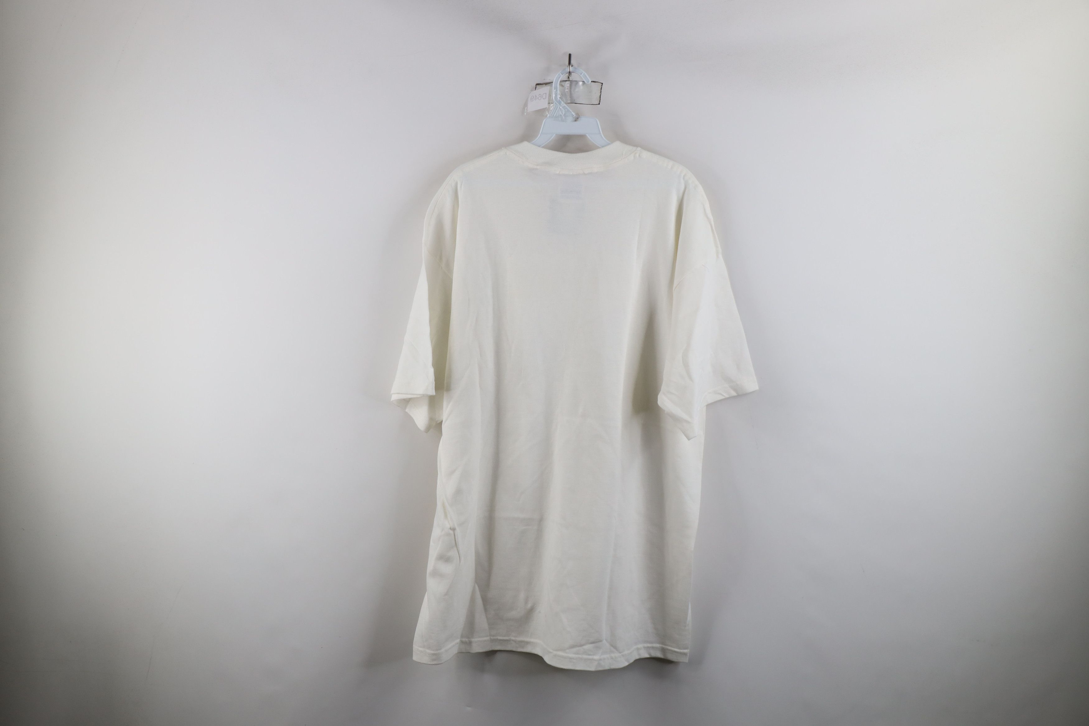 Vintage Deadstock Vintage 90s Streetwear Torch Lake Michigan T-Shirt Size US XL / EU 56 / 4 - 11 Thumbnail