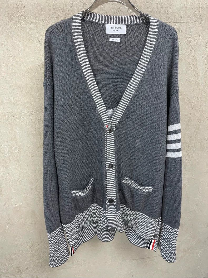 Thom Browne Thom browne Gray puppy four-striped knitted cardigan sweate Size US L / EU 52-54 / 3 - 3 Thumbnail