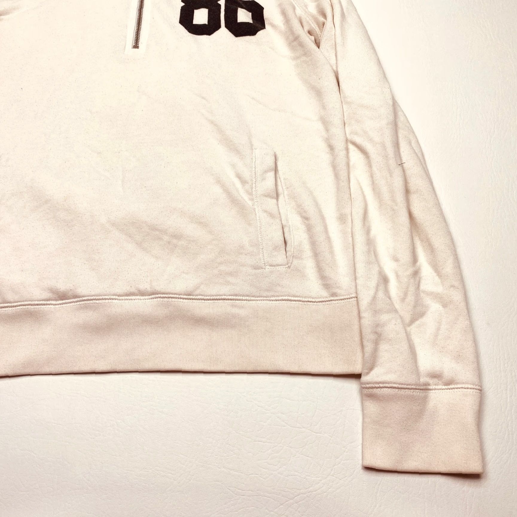 Victoria's Secret Victoria's Secret Sweatshirt Womens Large White Logo 86 7616 1/4 Zip Size L / US 10 / IT 46 - 4 Thumbnail