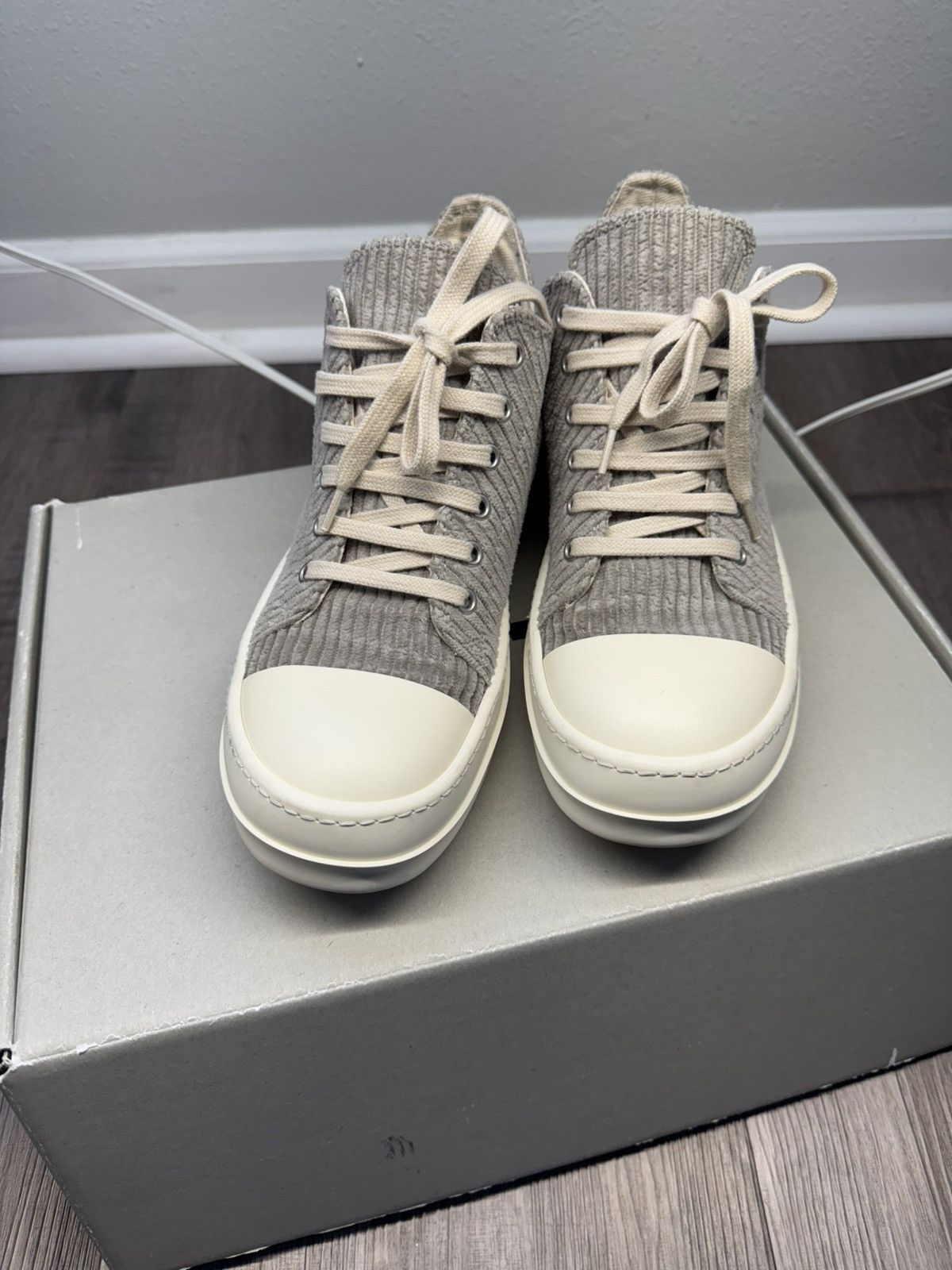 Rick Owens Drkshdw *** SOLD****Rick Owens DRKSHDW corduroy low-top sneakers Size US 9 / IT 39 - 1 Thumbnail