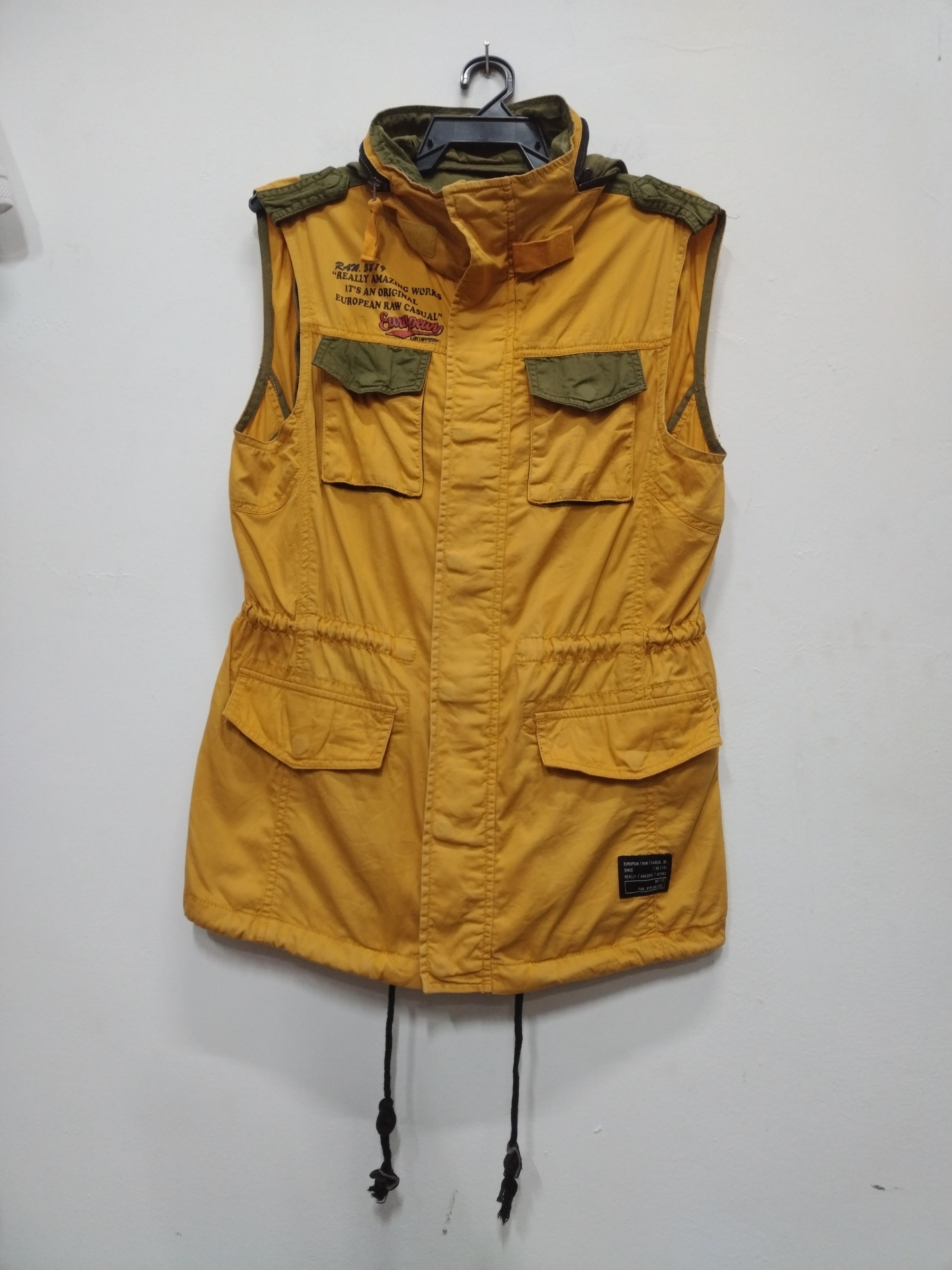 Vintage NICE DESIGN UTILITY EUROPEAN RAW CASUAL VEST HOODIE Size US M / EU 48-50 / 2 - 1 Thumbnail