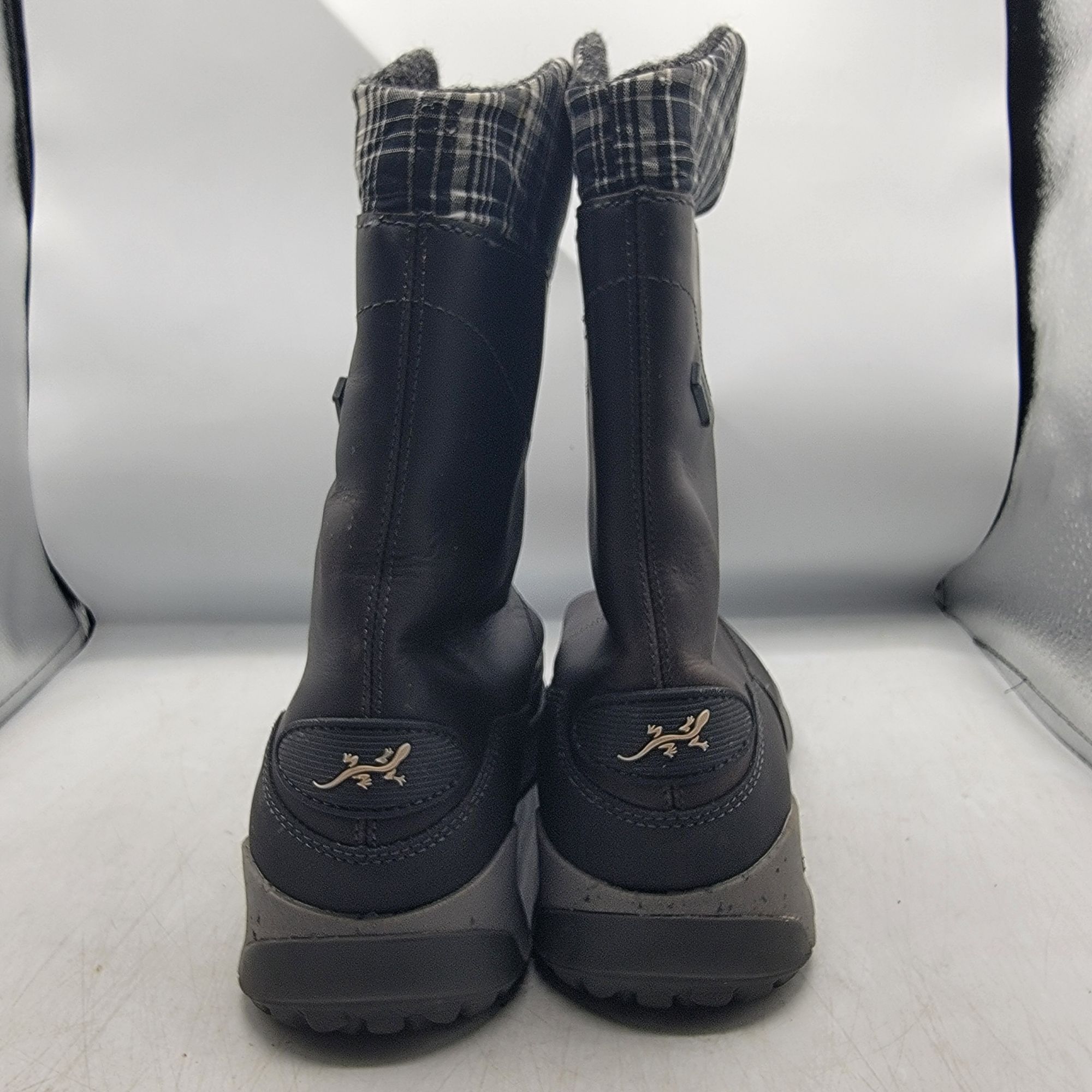 Chaco Borealis Womens 9 Black Boots Waterproof Casual Outdoo