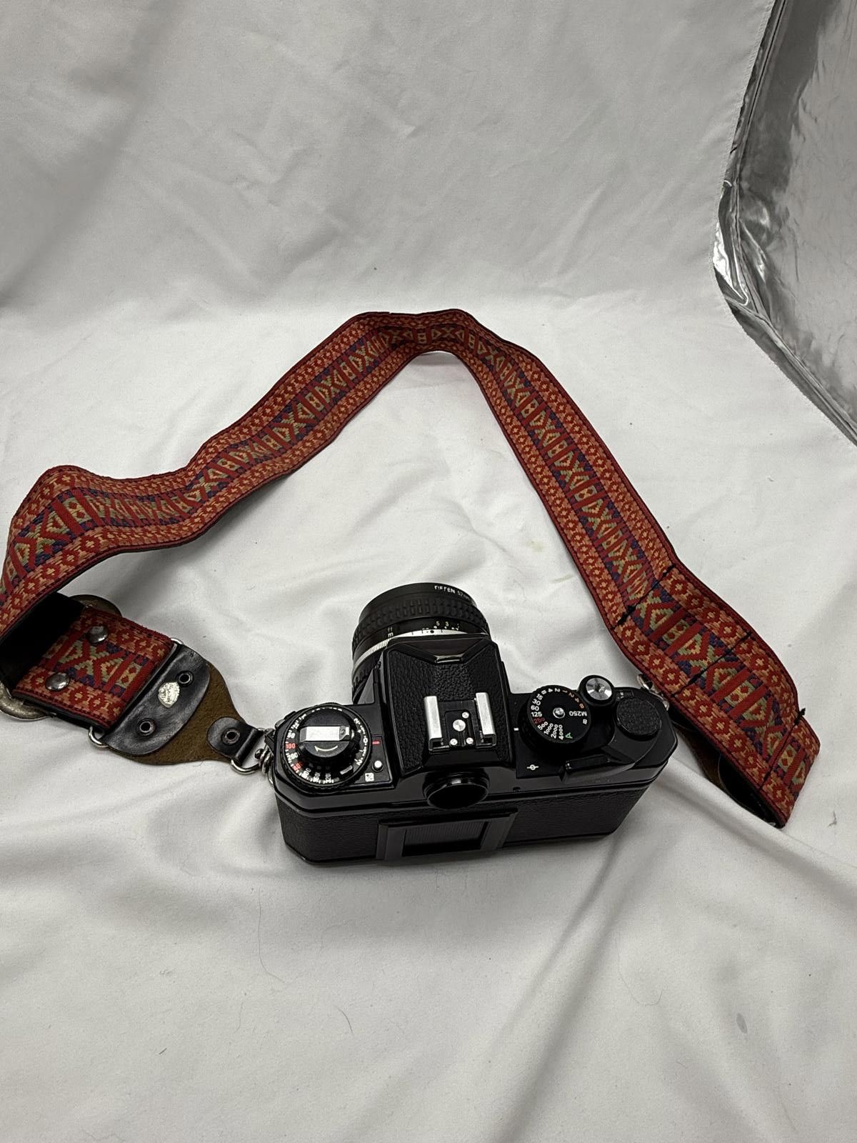 Nikon Vintage Nikon FE2 SLR Camera 28mm f/2.8 Lens & Groovy Strap Size ONE SIZE - 6 Thumbnail