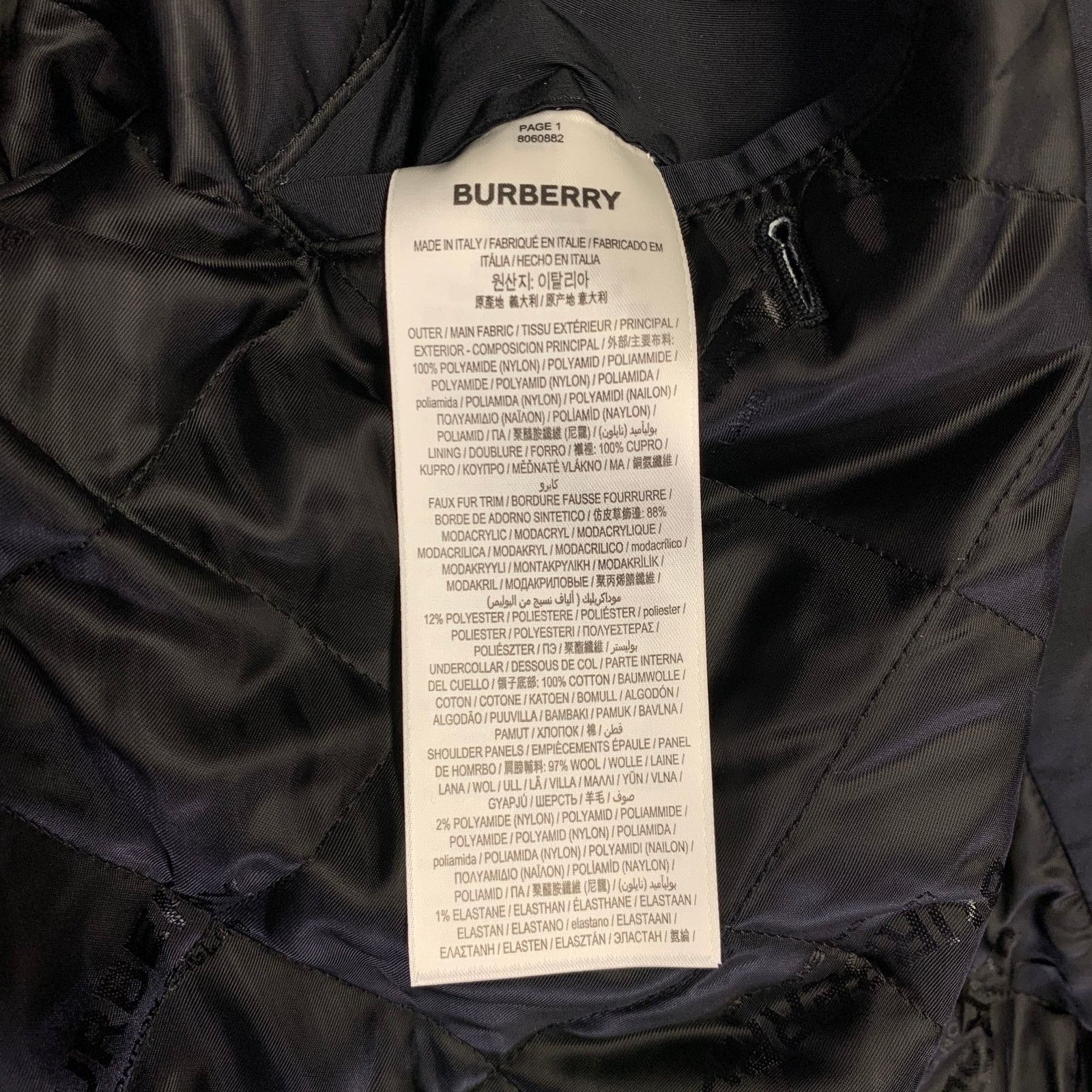 Burberry BURBERRY FW22 Black Textured Polyamide Off-Shoulder Coat Size US XXS / EU 40 - 8 Thumbnail