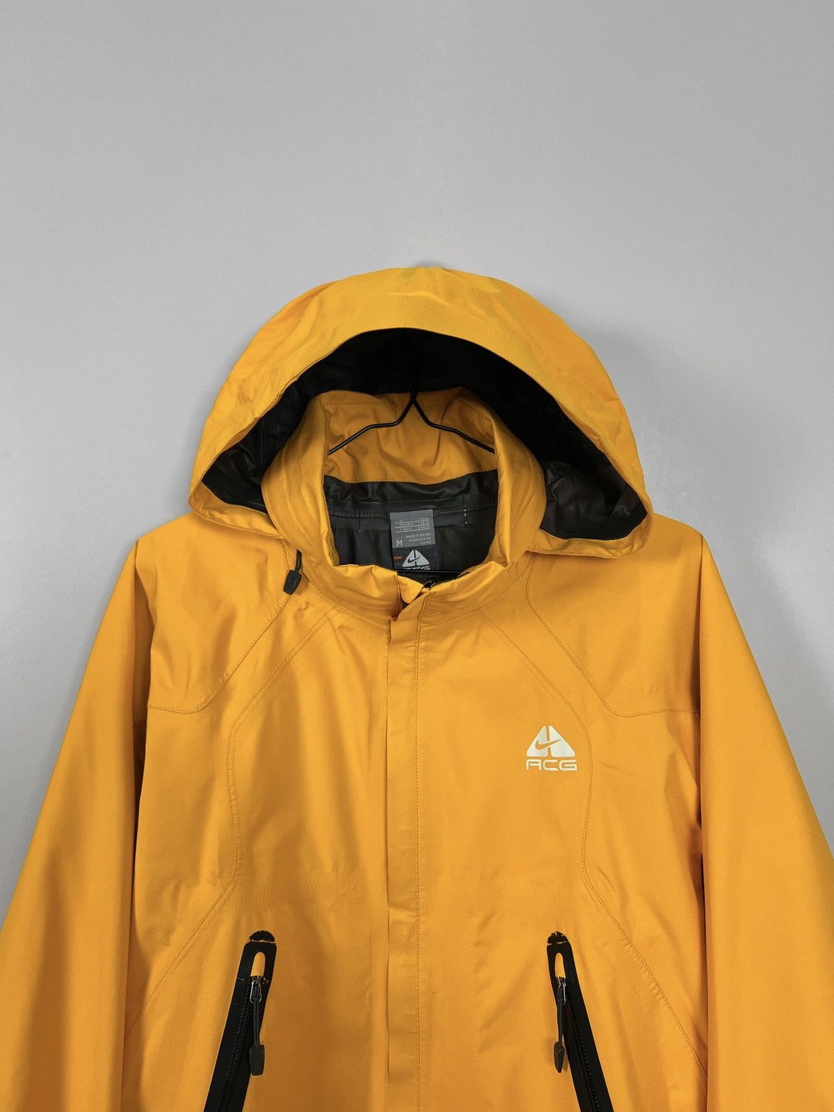 Nike ACG Nike ACG Vintage Gore Tex Jacket Yellow Size US M / EU 48-50 / 2 - 3 Thumbnail