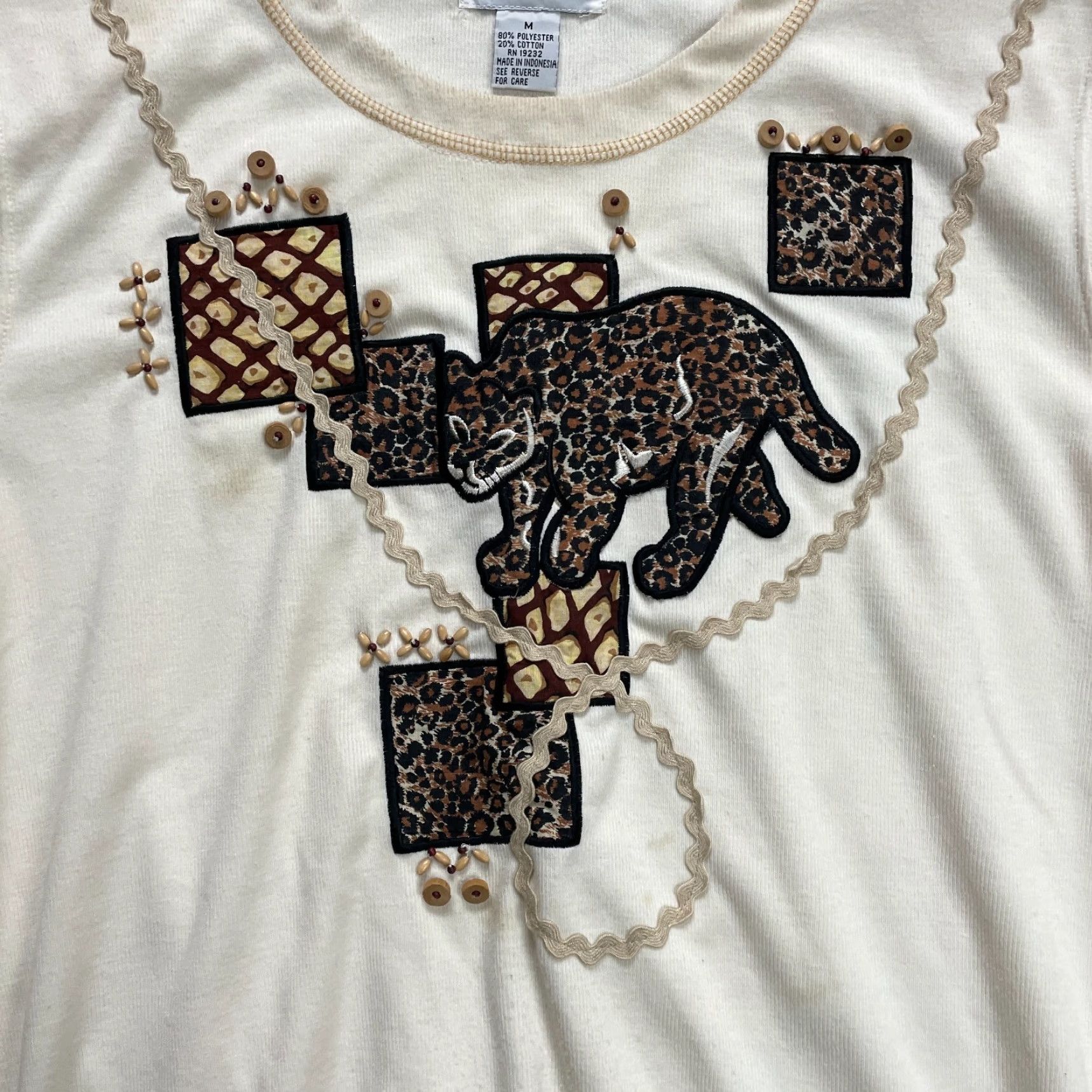 Vintage Alfred Dunner Sweatshirt Womens Medium Beige Embroidered Leopard Logo Beaded Size M / US 6-8 / IT 42-44 - 2 Thumbnail